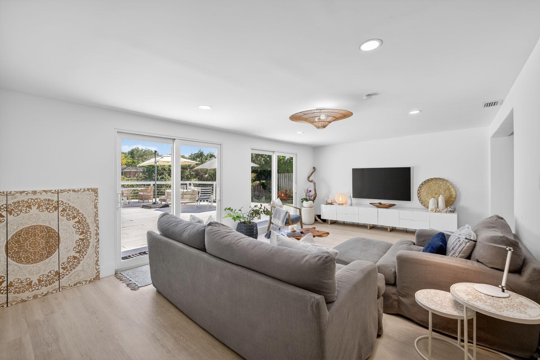 876 NW 6th Avenue, Boca Raton, FL 33432 — photo 14 of 90