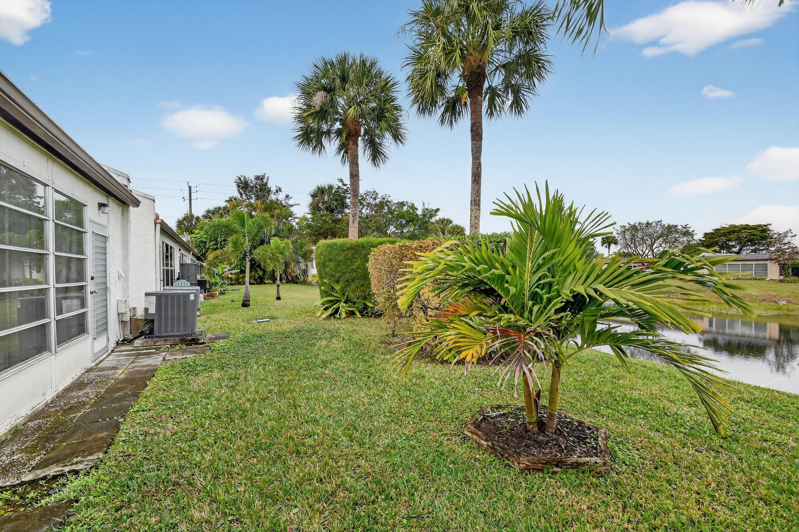 113 Lake Olive Drive 113, West Palm Beach, FL 33411 — photo 22 of 23