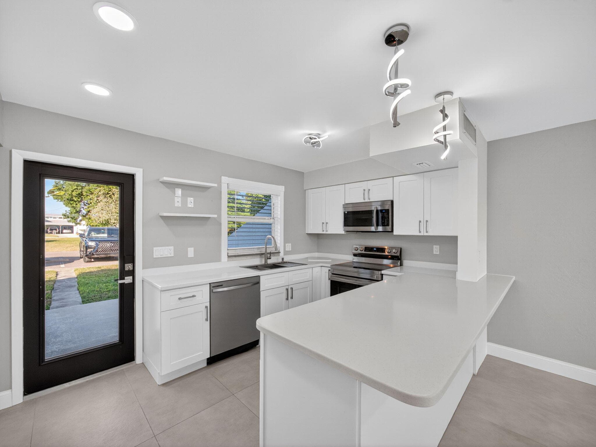 1002 Shorewinds Drive, Hutchinson Island, FL 34949 — photo 4 of 27
