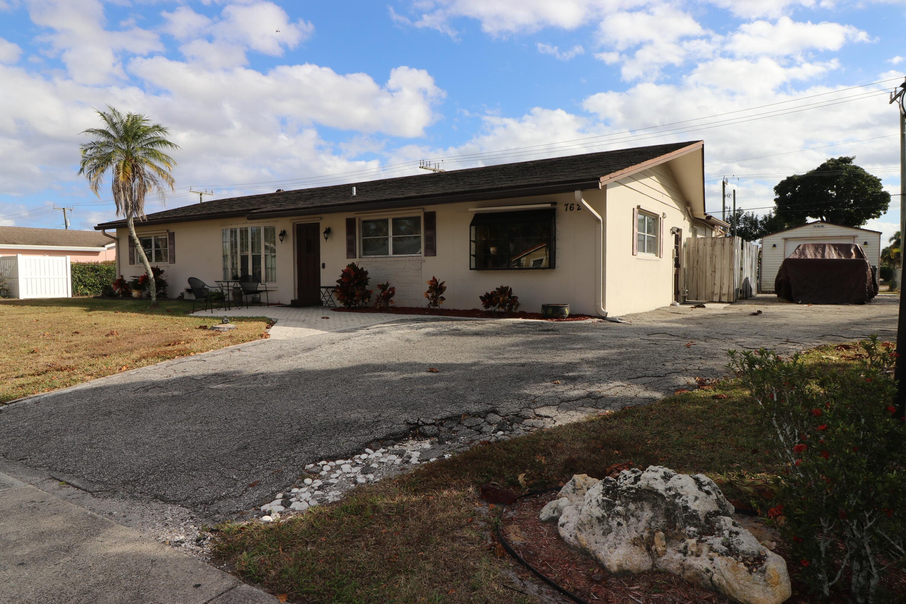 7620 Saint Andrews Road, Lake Worth, FL 33467 — photo 3 of 23