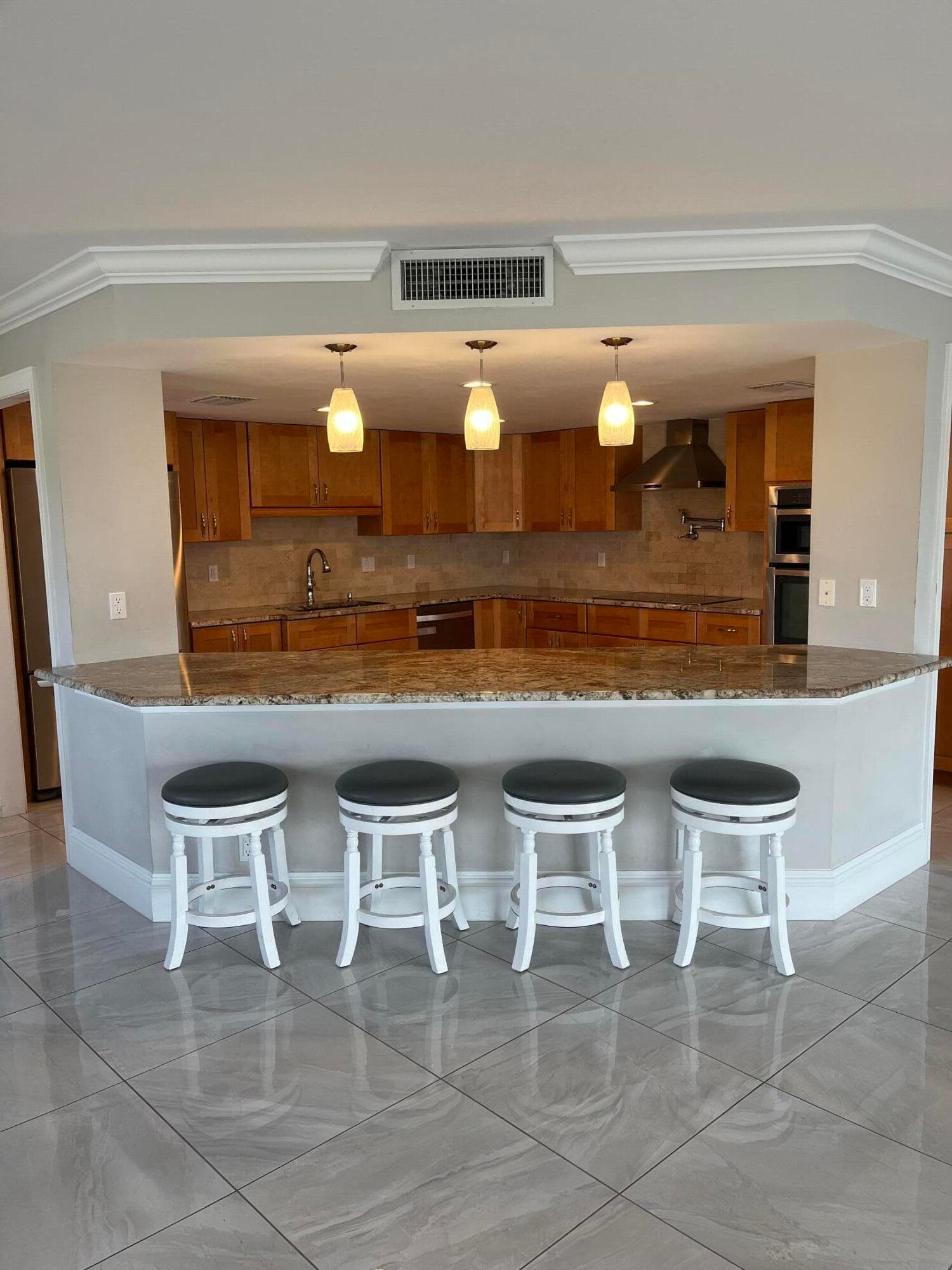 155 Yacht Club Drive 407, North Palm Beach, FL 33408 — photo 16 of 36