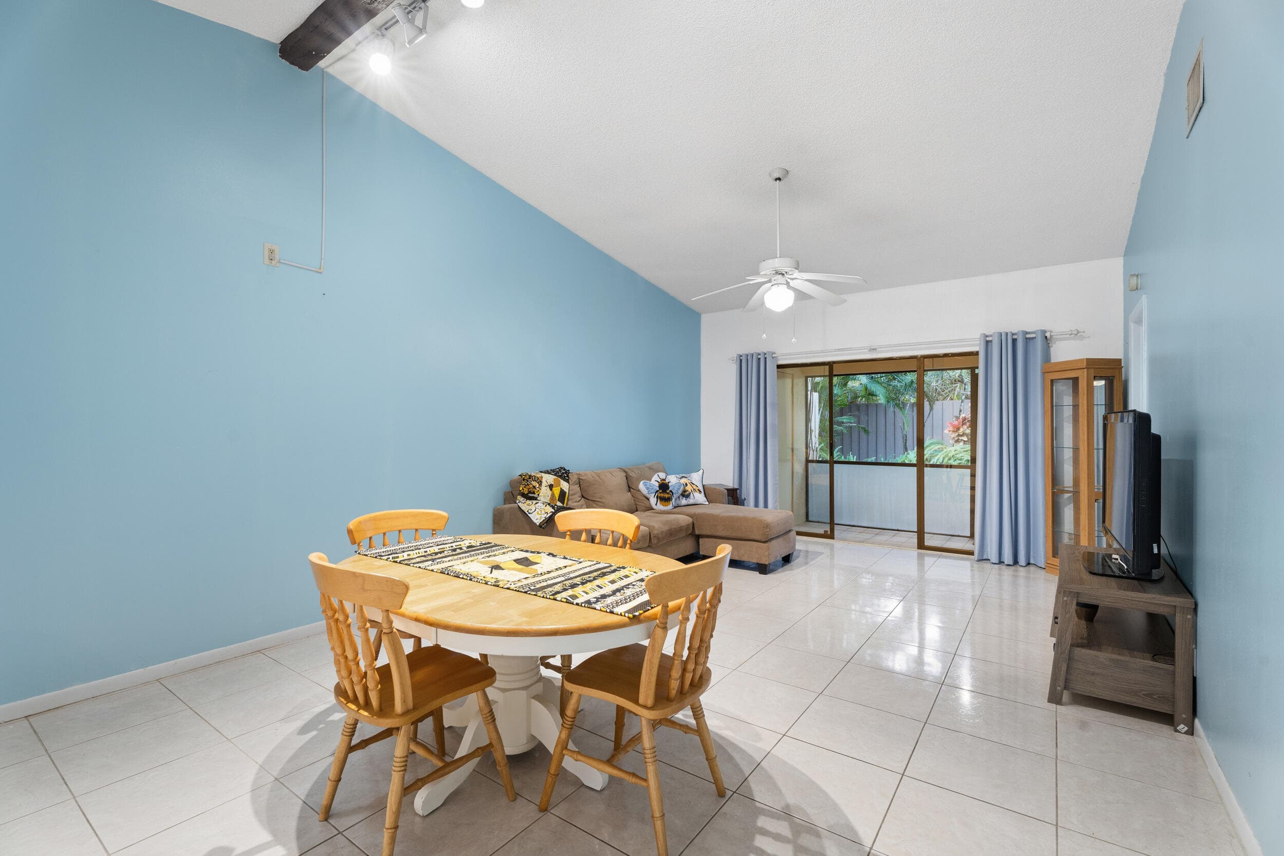 2054 SW Silver Pine Way 123h, Palm City, FL 34990 — photo 11 of 21