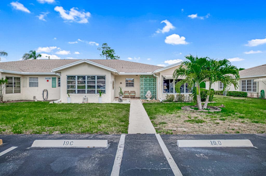 5030 Lakefront Boulevard D, Delray Beach, FL 33484 — photo 1 of 40