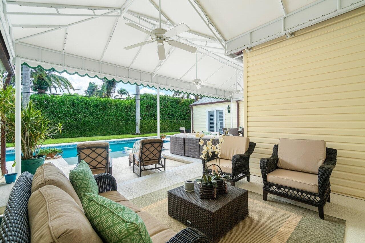 240 Miraflores Drive, Palm Beach, FL 33480 — photo 21 of 23