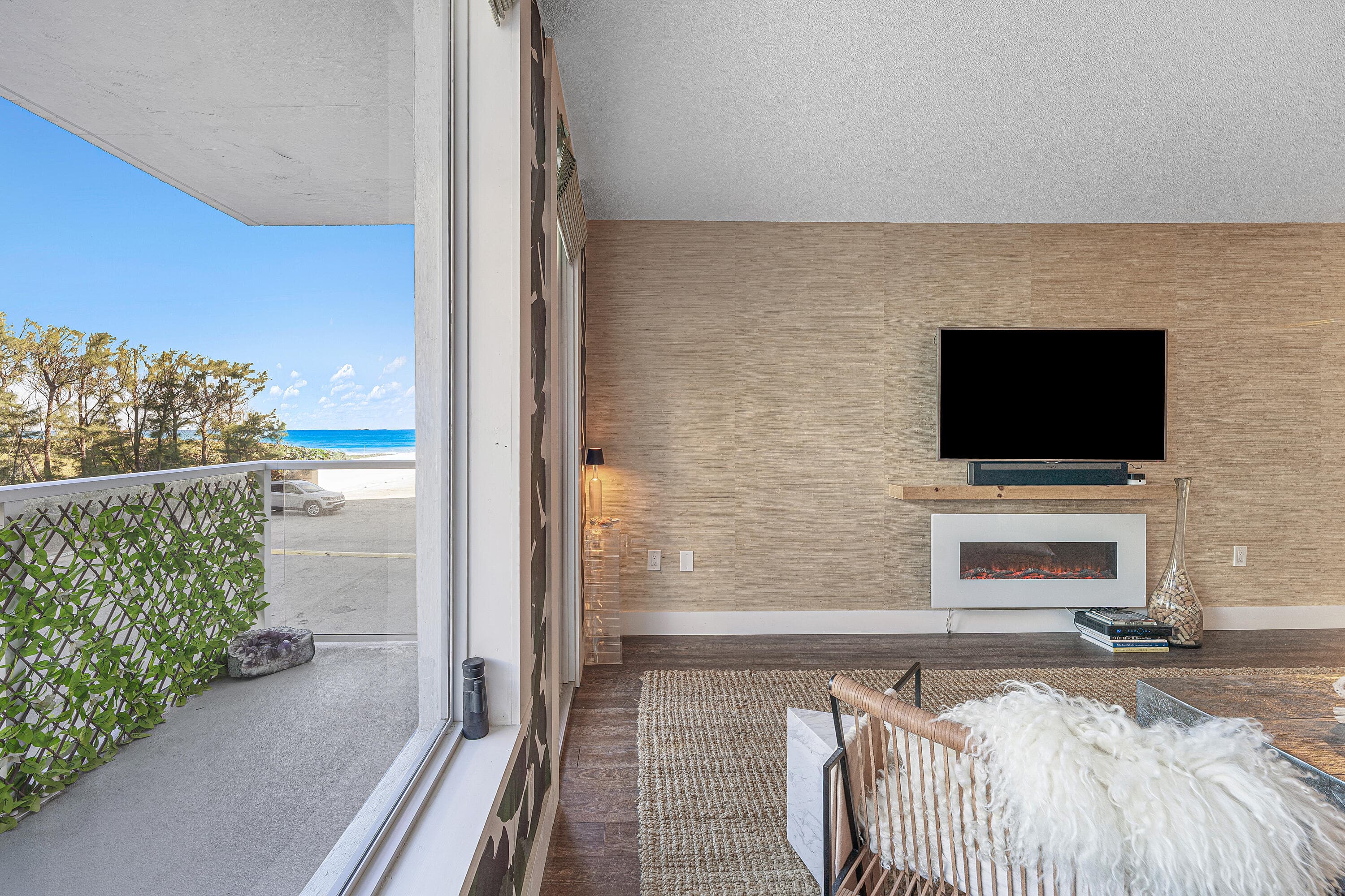 3450 S Ocean Boulevard 1050, Palm Beach, FL 33480 — photo 4 of 32