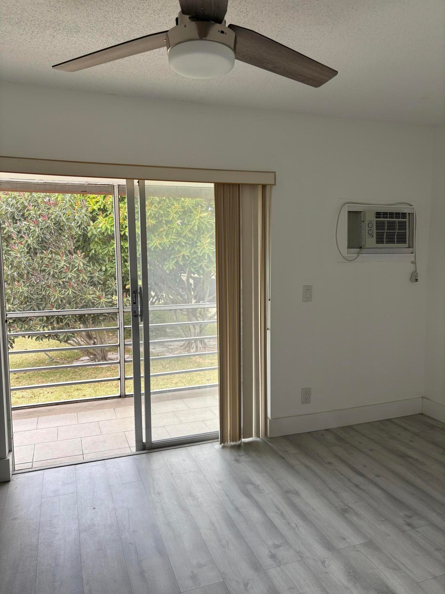 374 Camden P, West Palm Beach, FL 33417 — photo 8 of 21