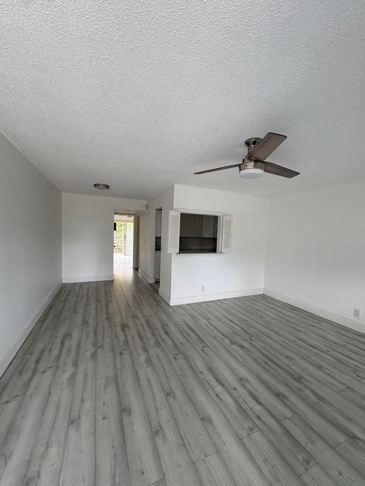 374 Camden P, West Palm Beach, FL 33417 — photo 4 of 21