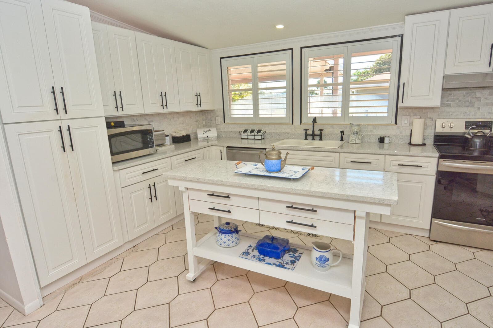 3342 Ironwood Avenue, Port St. Lucie, FL 34952 — photo 13 of 31