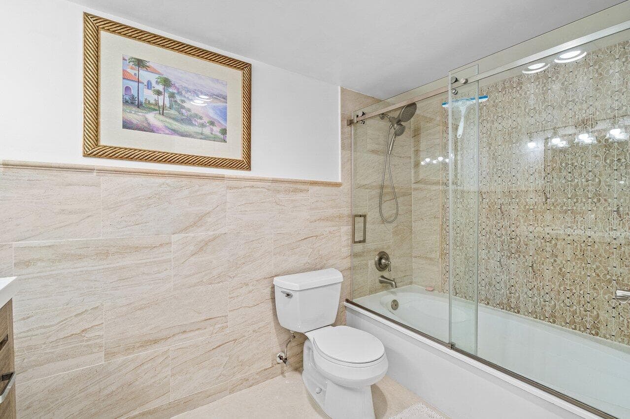 5771 Fairway Park Court 103, Boynton Beach, FL 33437 — photo 21 of 31