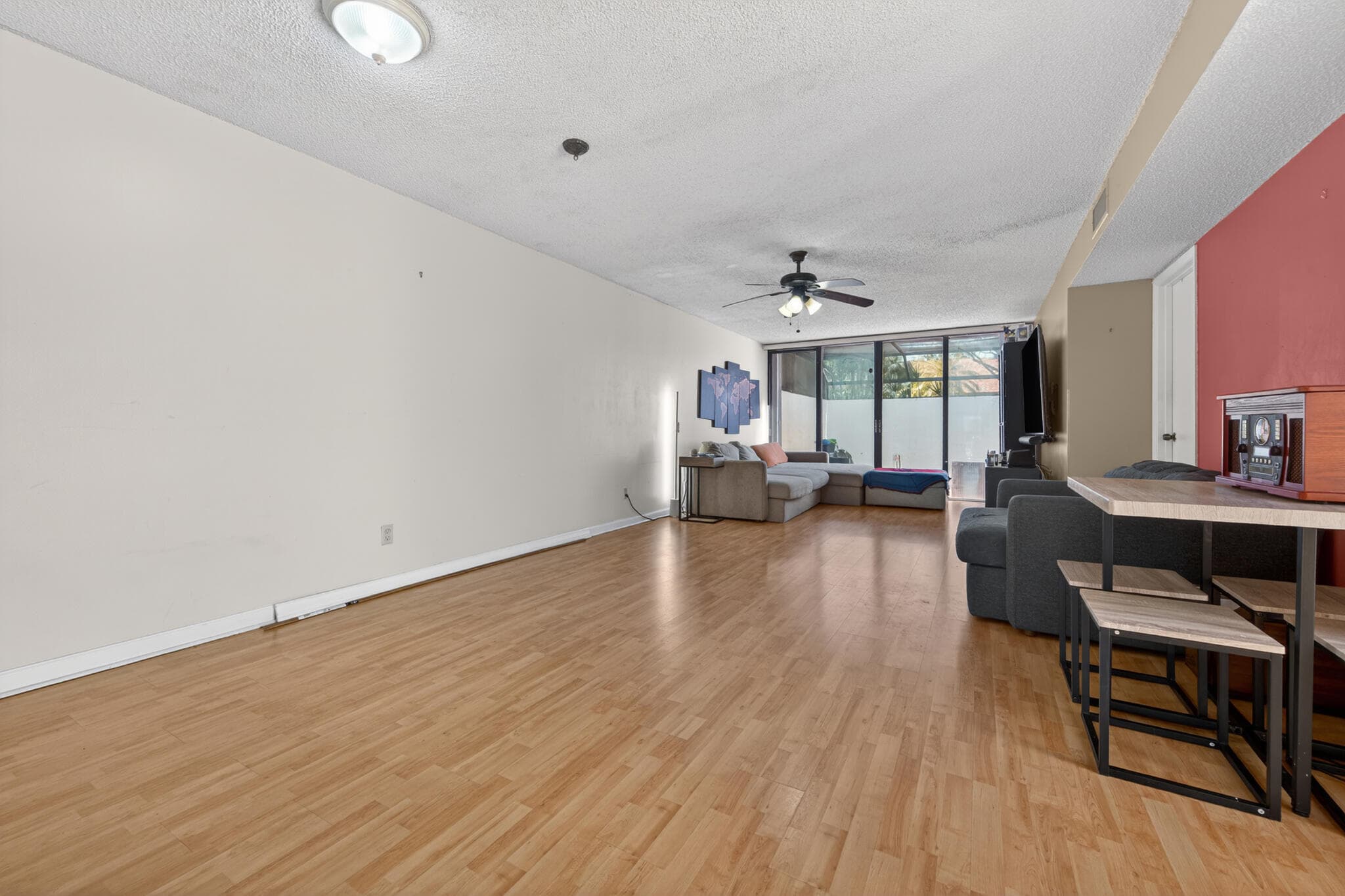 1340 E Golfview Drive, Pembroke Pines, FL 33026 — photo 6 of 27