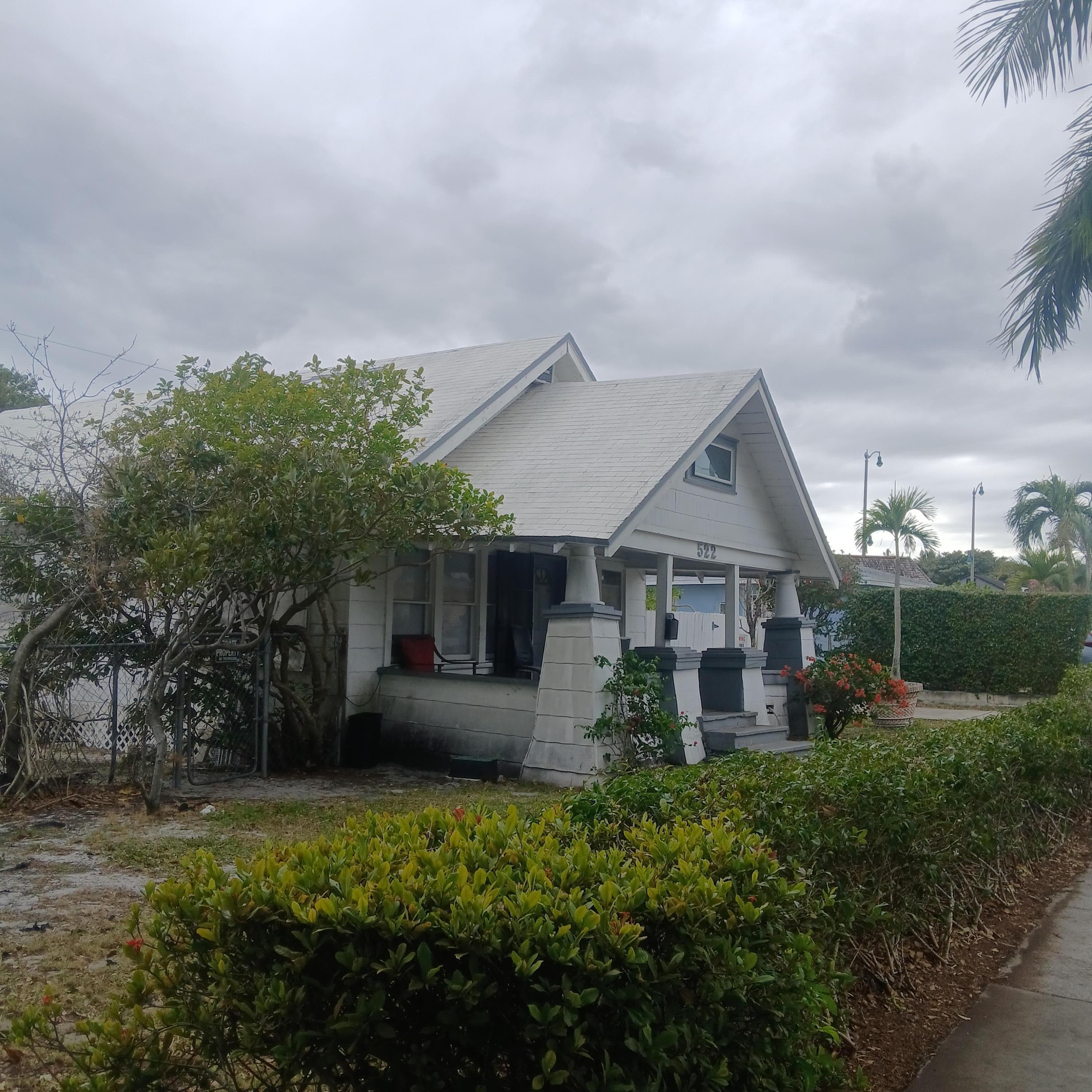 522 49th Street, West Palm Beach, FL 33407 — photo 2 of 4