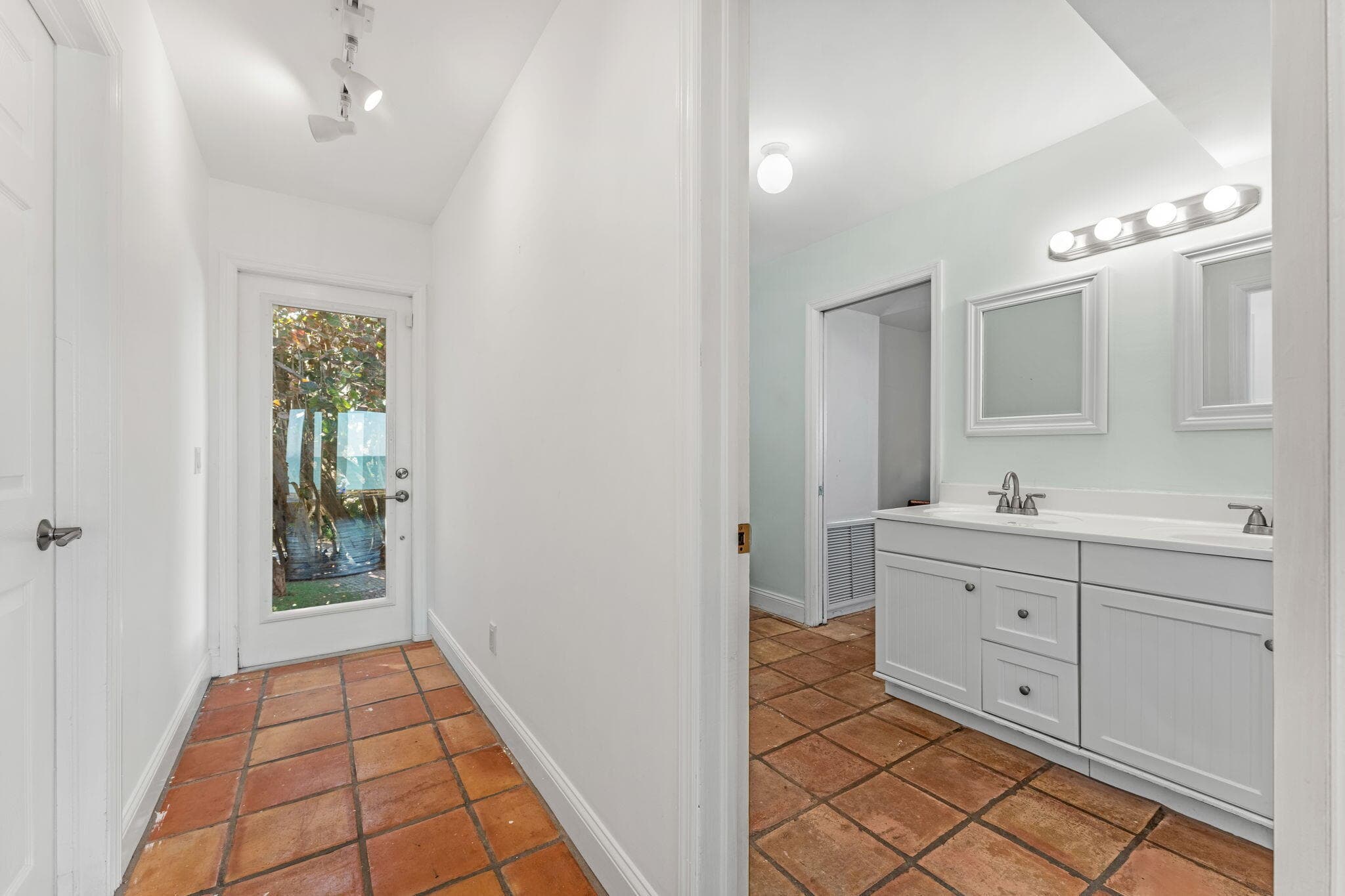 9556 Doubloon Drive, Vero Beach, FL 32963 — photo 29 of 63