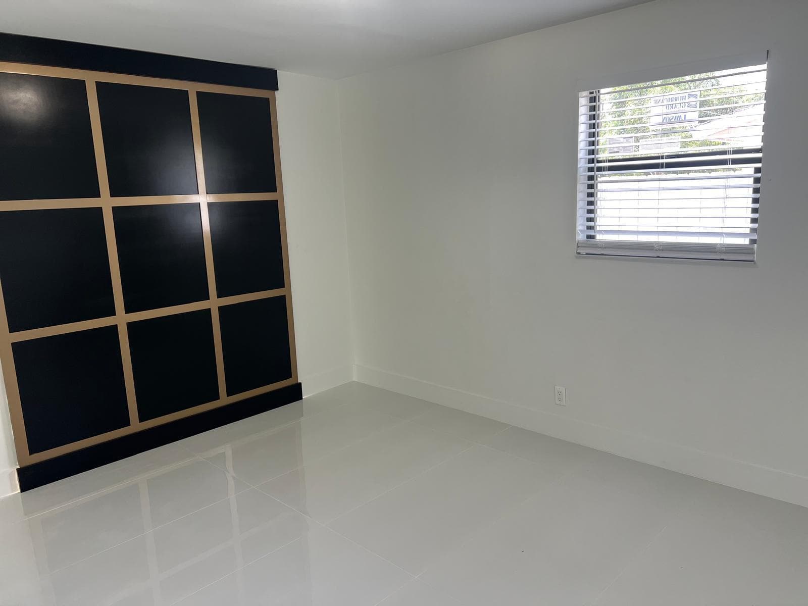 1122 Woodbine Road, West Palm Beach, FL 33417 — photo 4 of 11