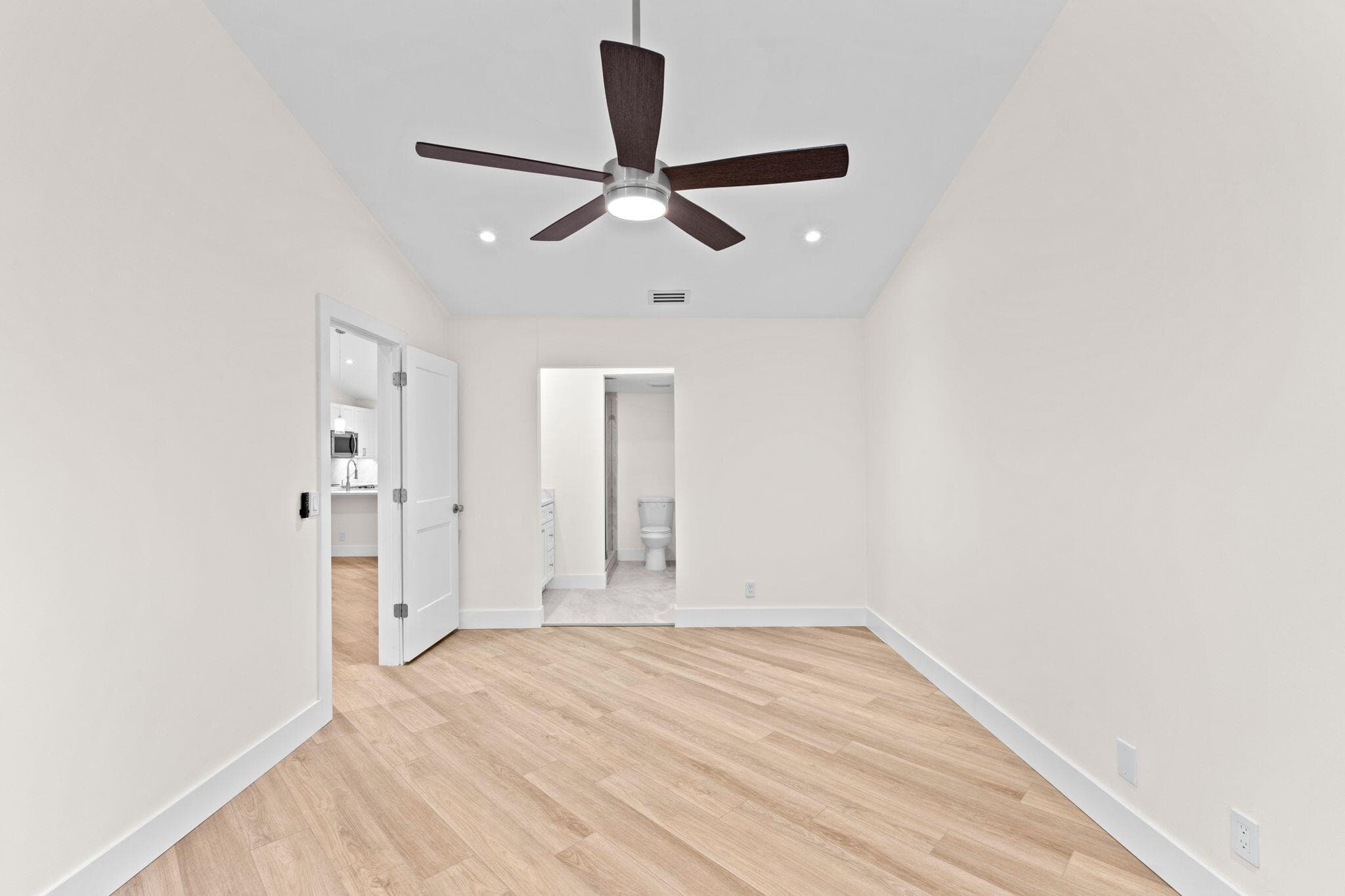 1662 Royal Forest Court, West Palm Beach, FL 33406 — photo 27 of 41