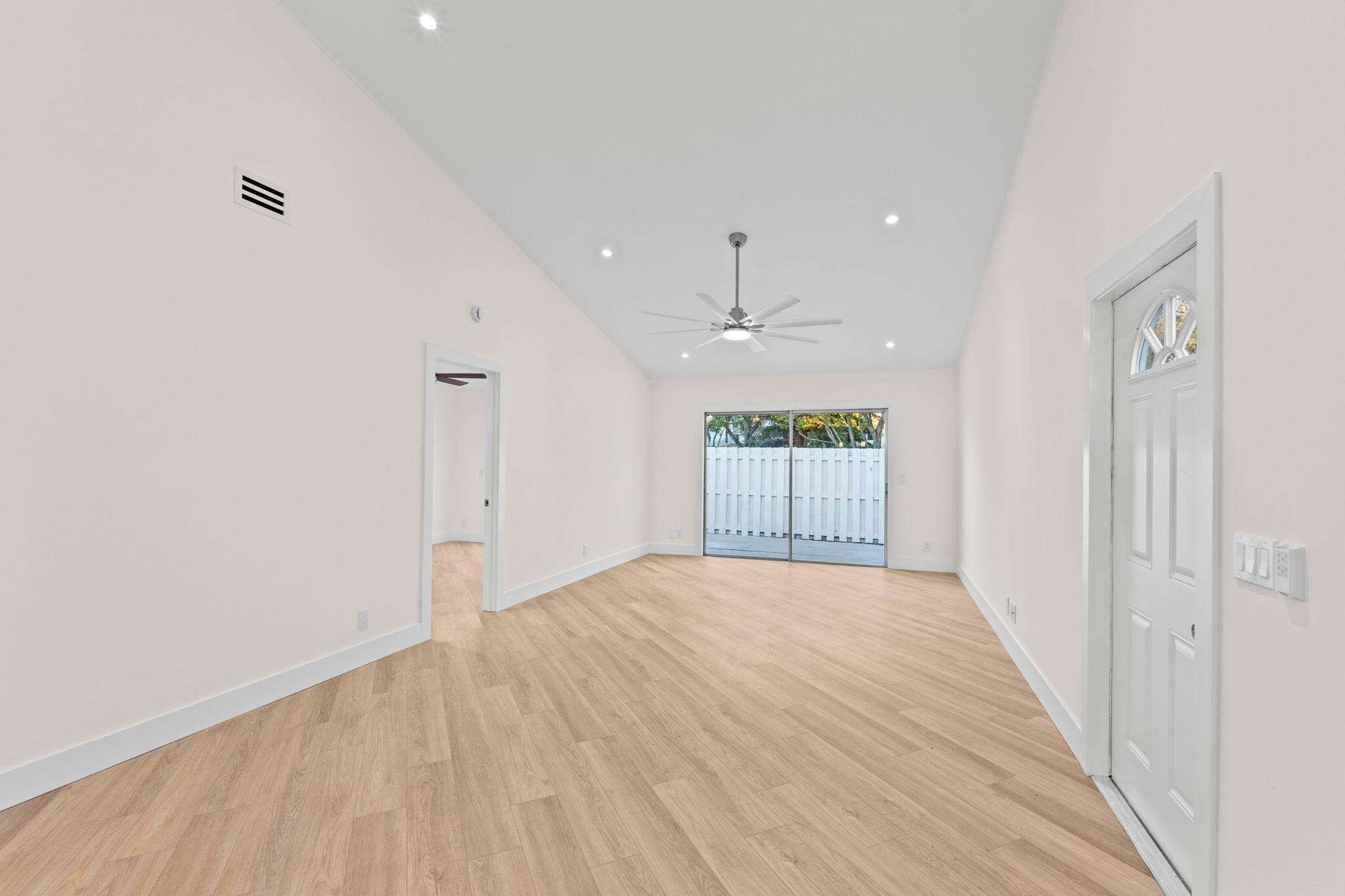 1662 Royal Forest Court, West Palm Beach, FL 33406 — photo 10 of 41