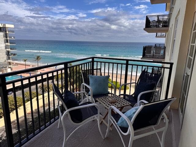 3475 S Ocean Boulevard 6110, Palm Beach, FL 33480 — photo 4 of 41