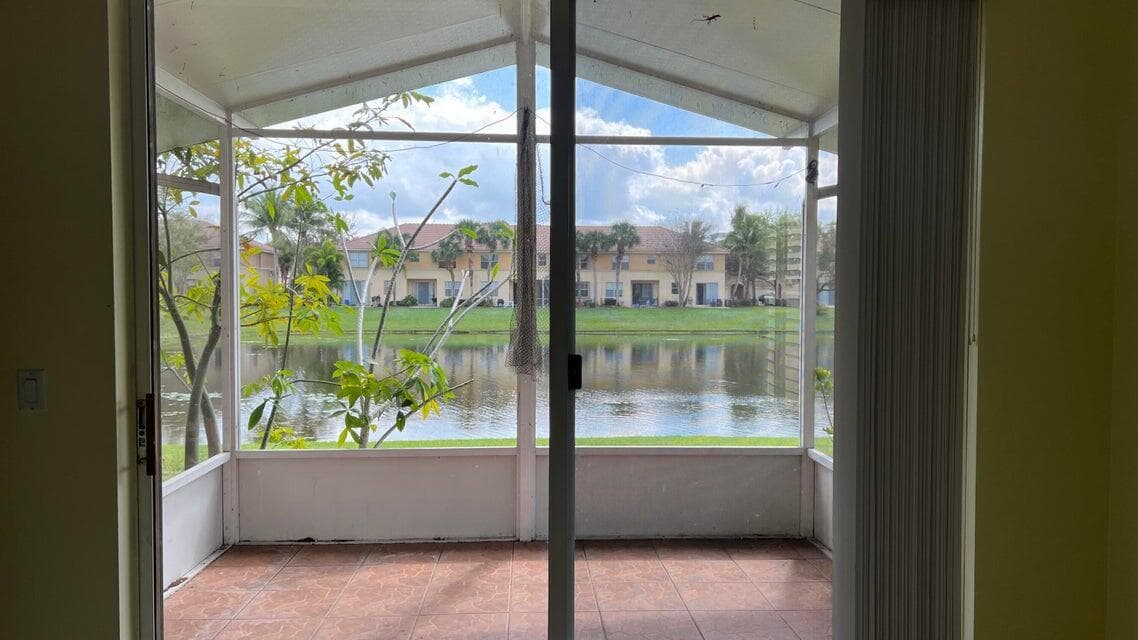 274 River Bluff Lane, Royal Palm Beach, FL 33411 — photo 8 of 20