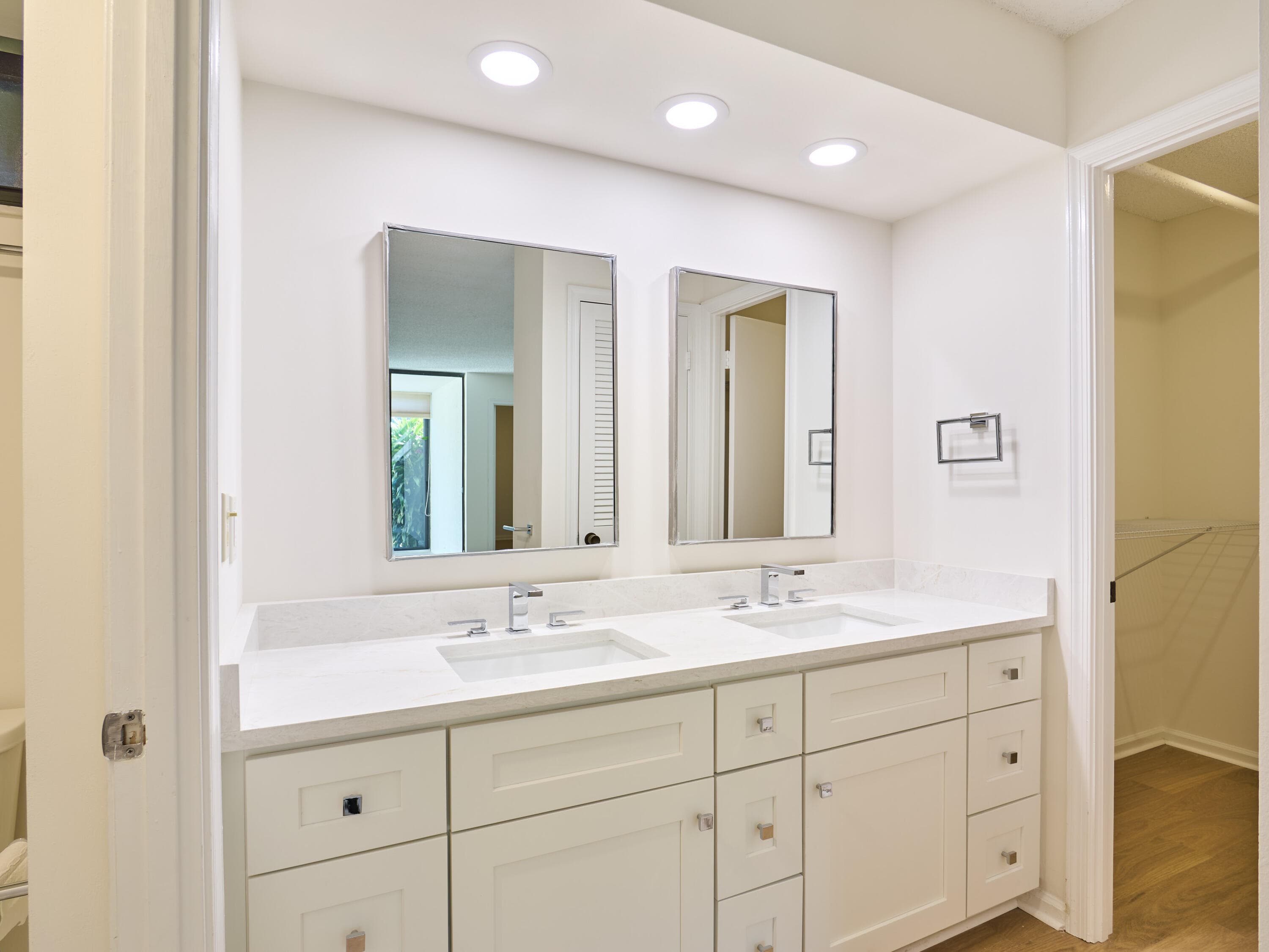 5250 Woodland Lakes Drive 130, Palm Beach Gardens, FL 33418 — photo 14 of 34