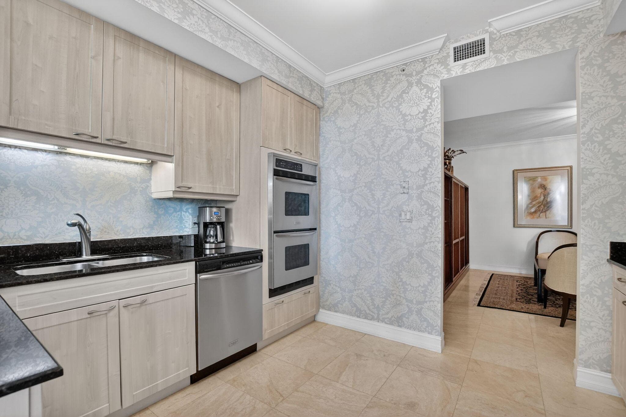 550 SE Mizner Boulevard B307, Boca Raton, FL 33432 — photo 19 of 82