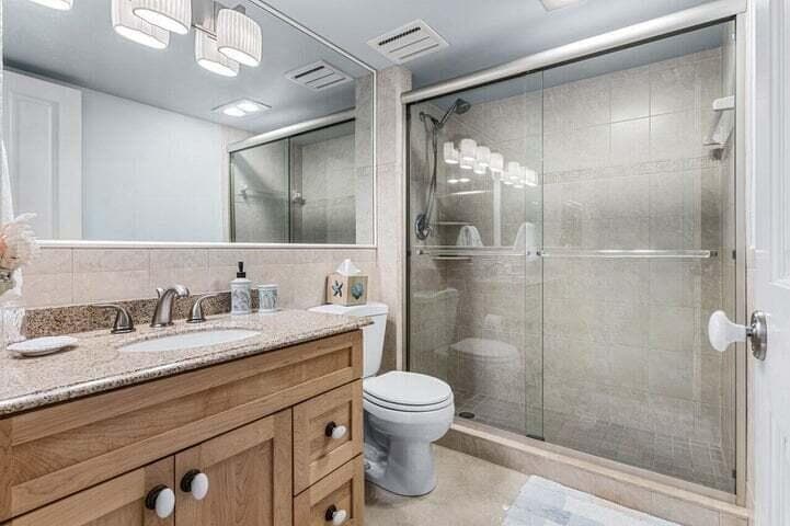 901 E Camino Real 5d, Boca Raton, FL 33432 — photo 15 of 42