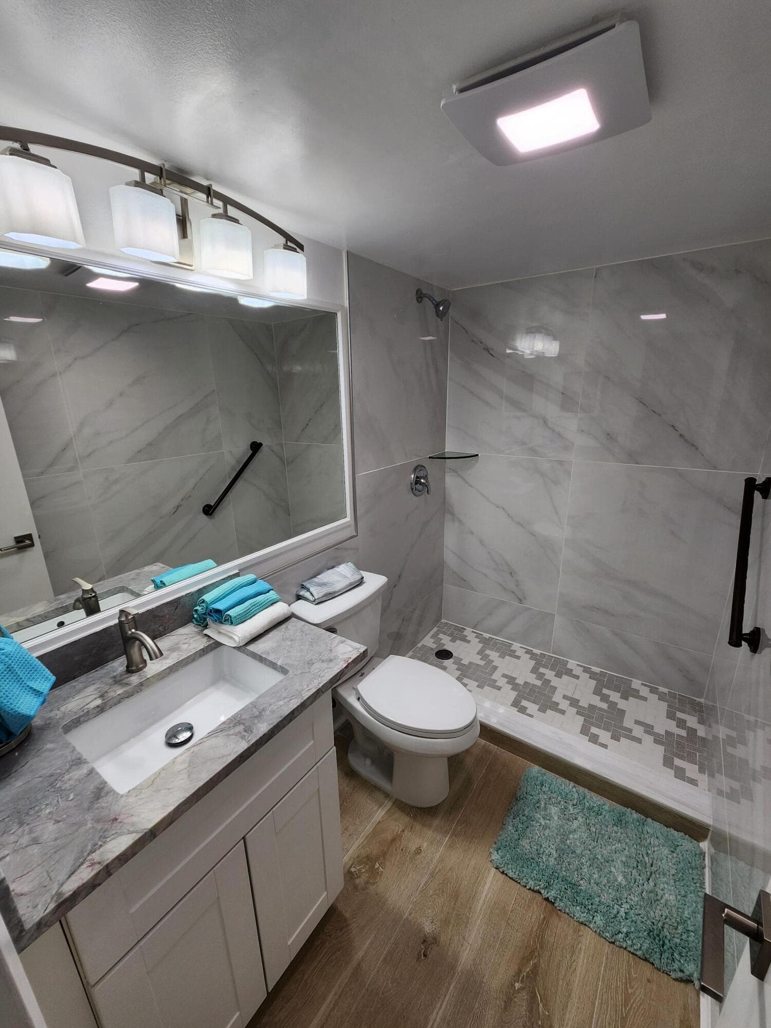 106 Suffolk C, Boca Raton, FL 33434 — photo 3 of 27