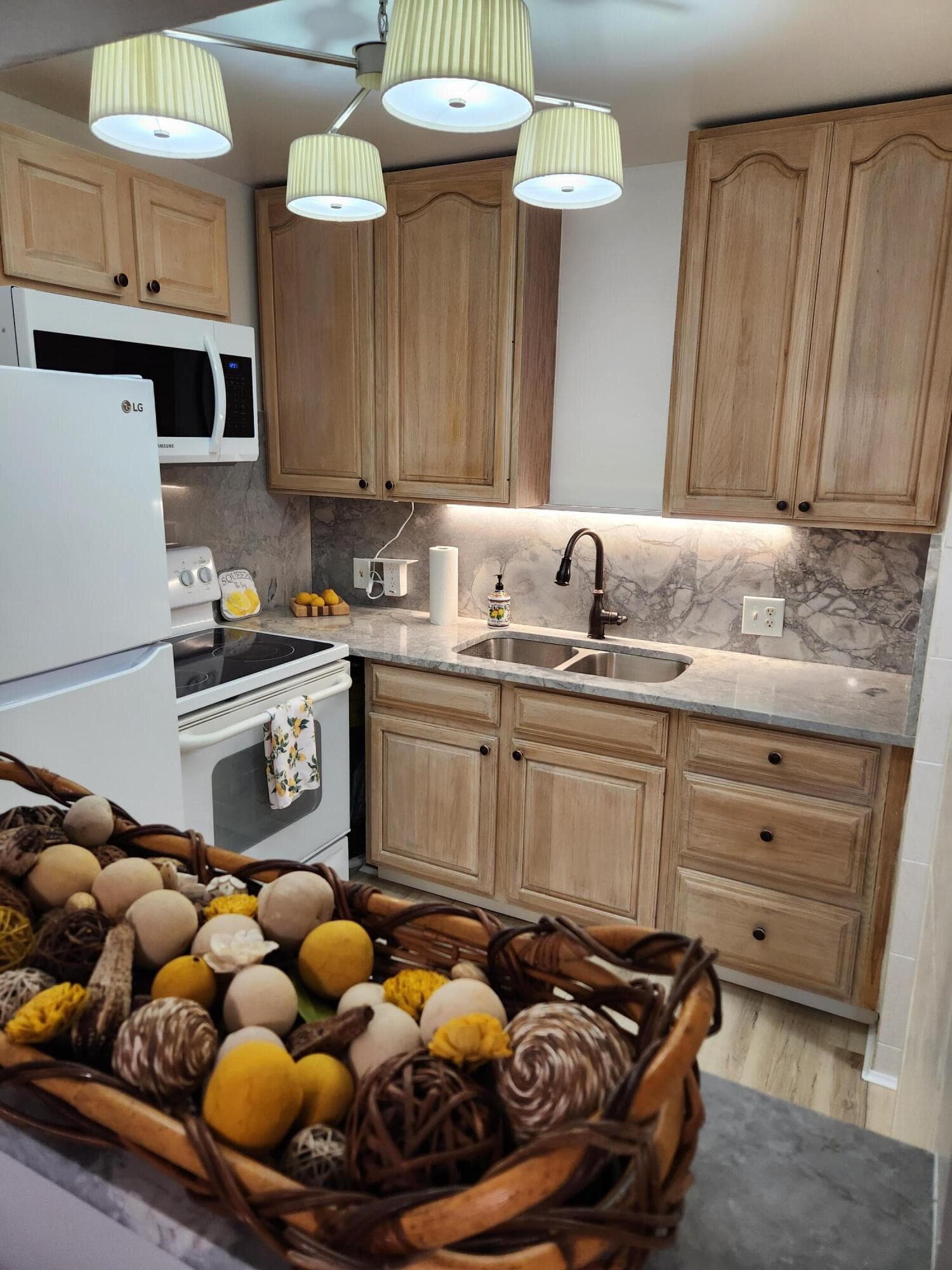106 Suffolk C, Boca Raton, FL 33434 — photo 13 of 27