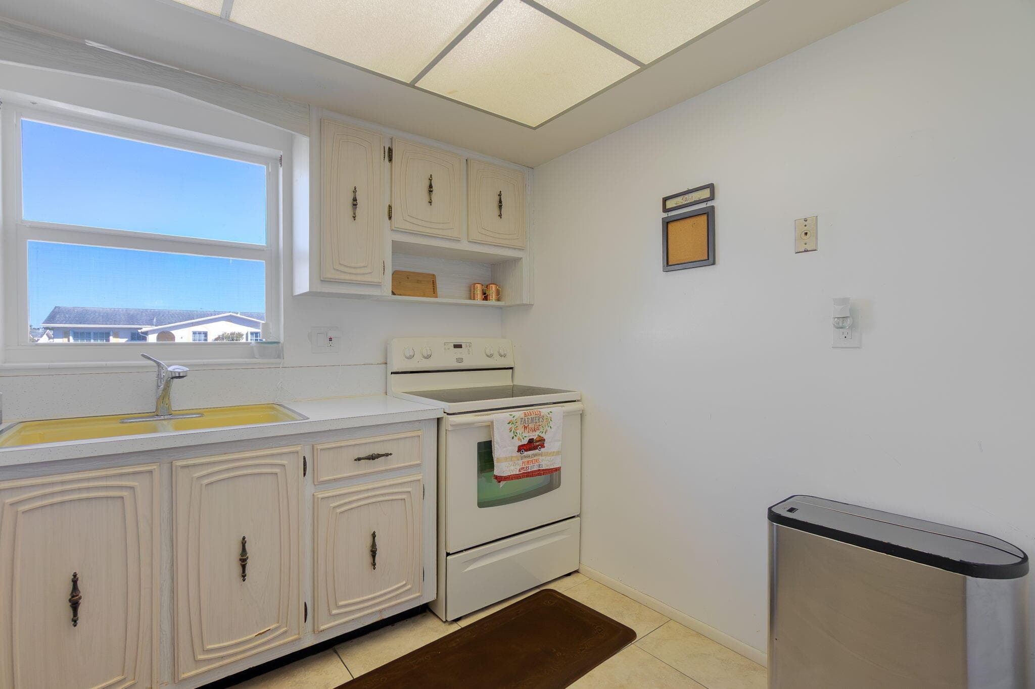 2680 E Emory Drive E C, West Palm Beach, FL 33415 — photo 8 of 17