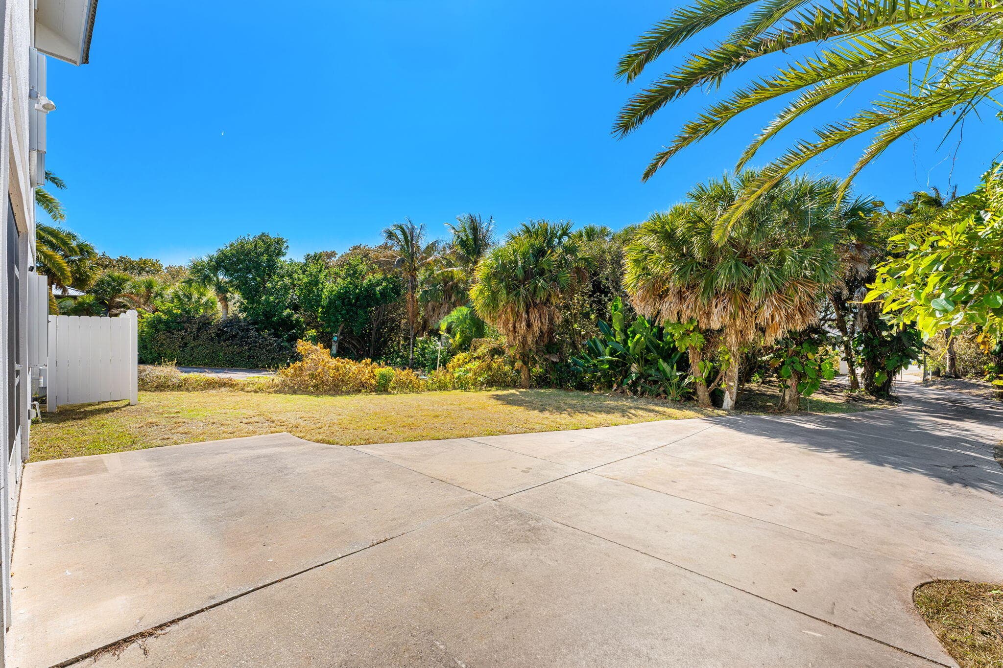 9085 S Highway A1a, Melbourne Beach, FL 32951 — photo 16 of 101