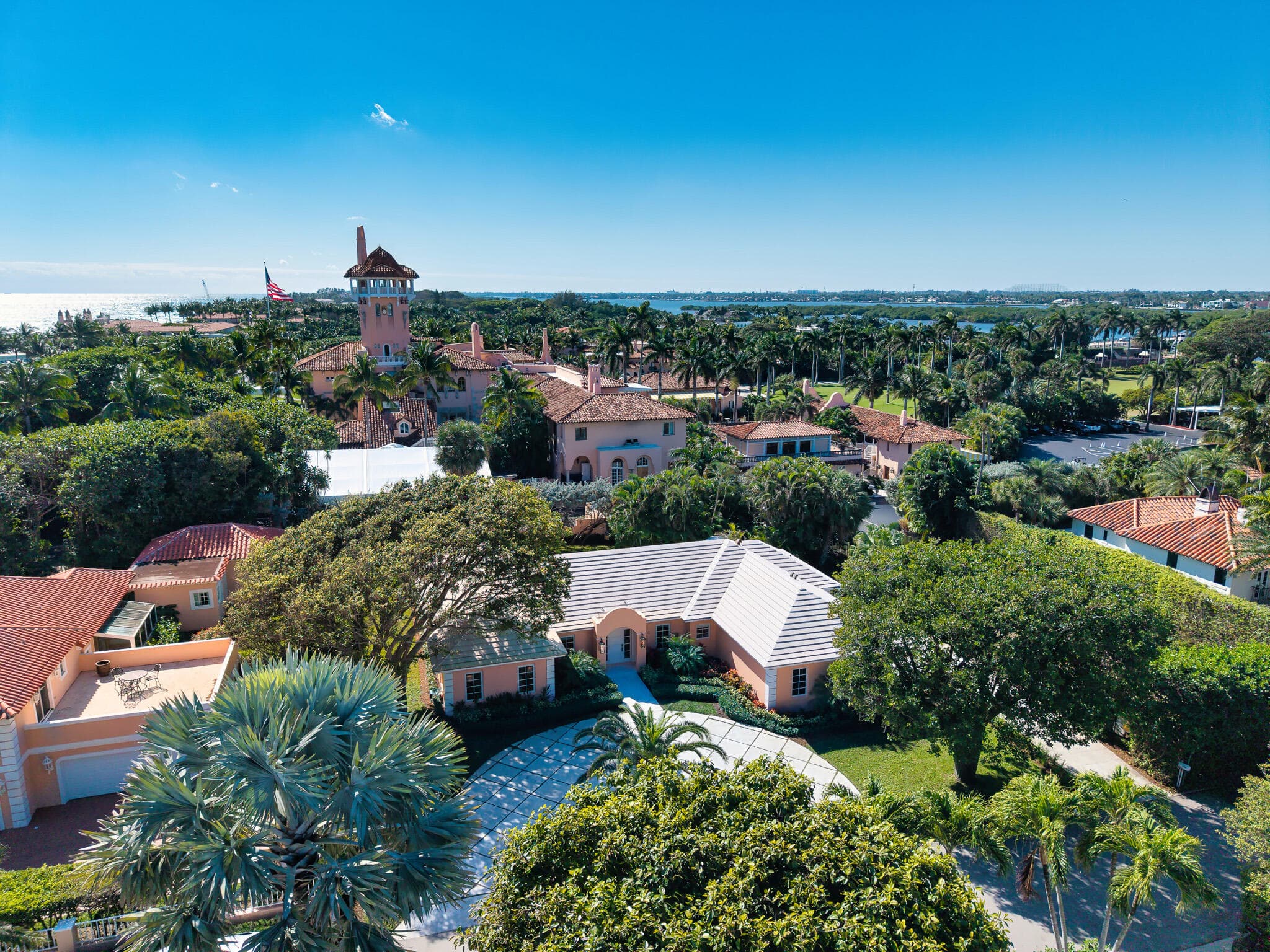 124 Woodbridge Road, Palm Beach, FL 33480 — photo 35 of 45
