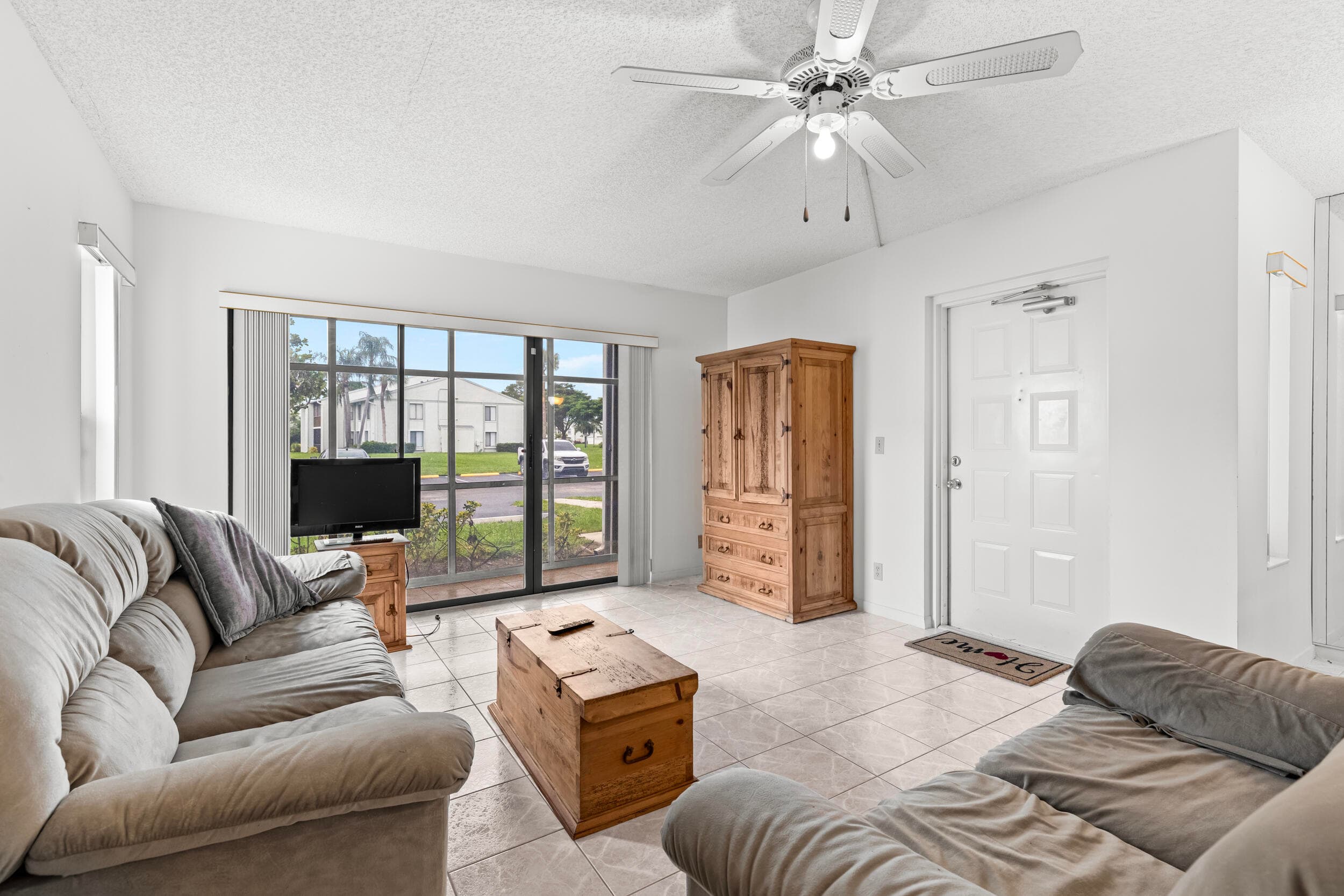 3664 Alder Drive D1, West Palm Beach, FL 33417 — photo 3 of 21