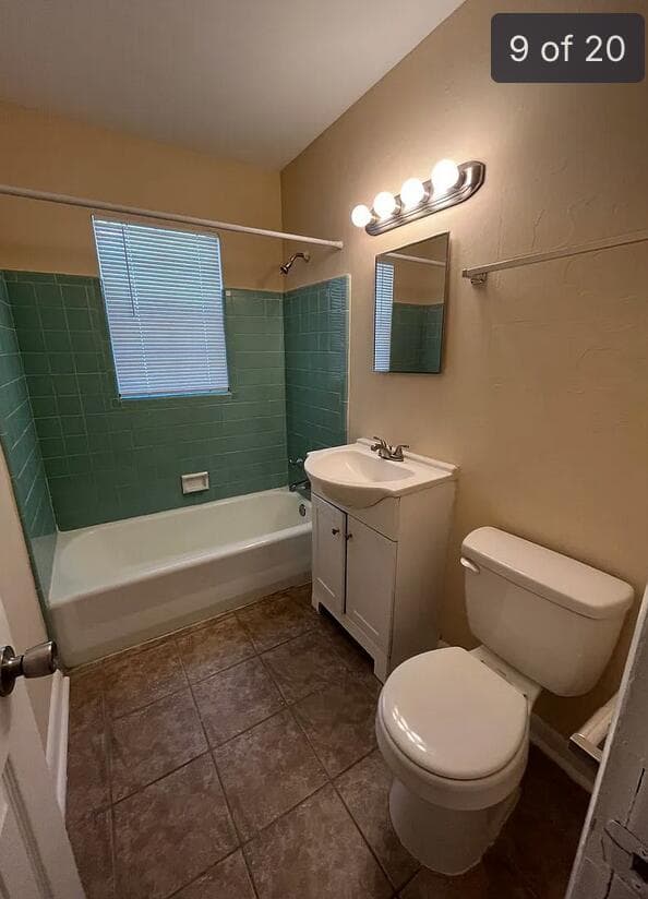 182 W 34th Street 1, Riviera Beach, FL 33404 — photo 9 of 11