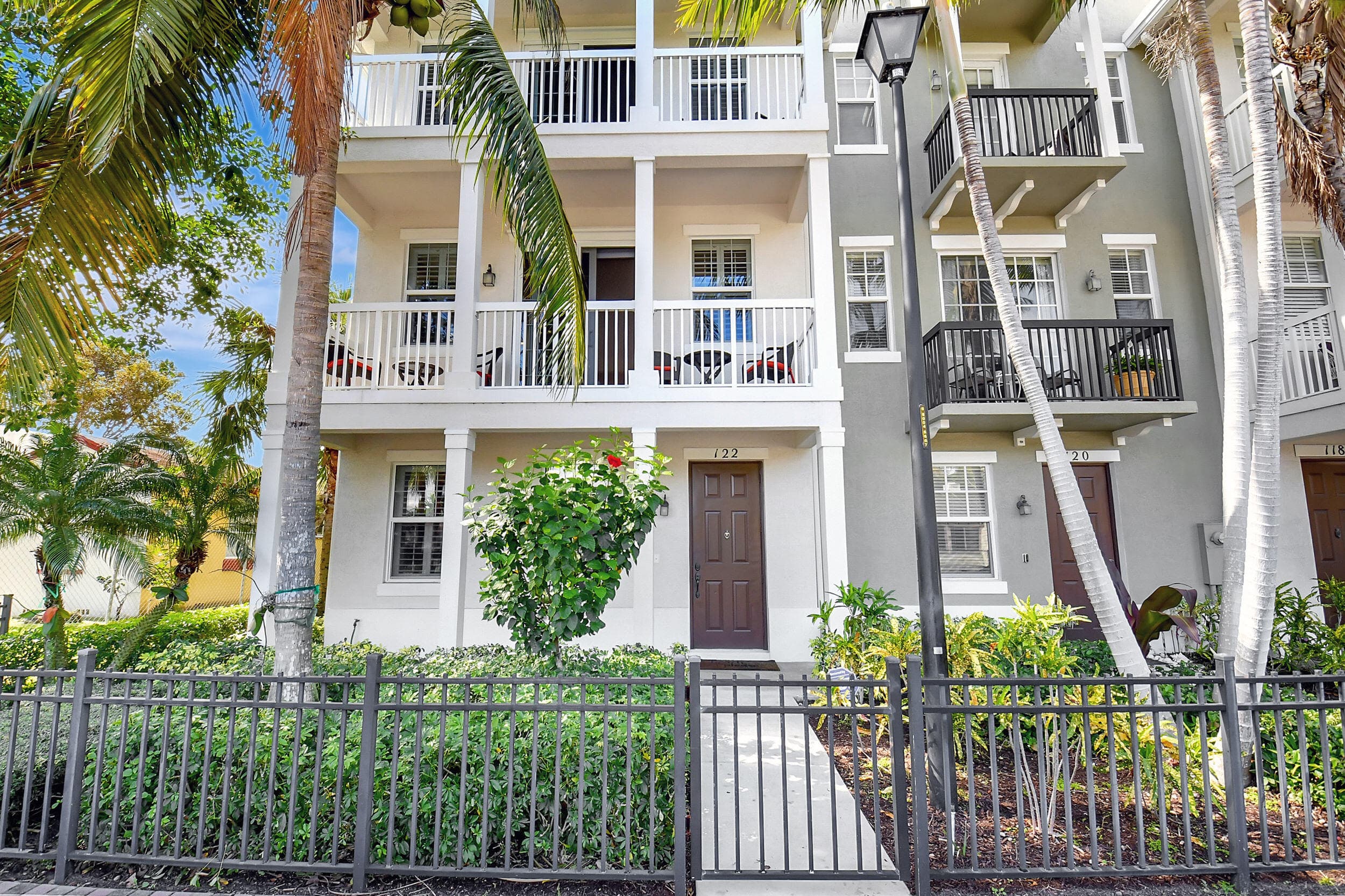 122 SW 1st Avenue, Delray Beach, FL 33444 — photo 2 of 48