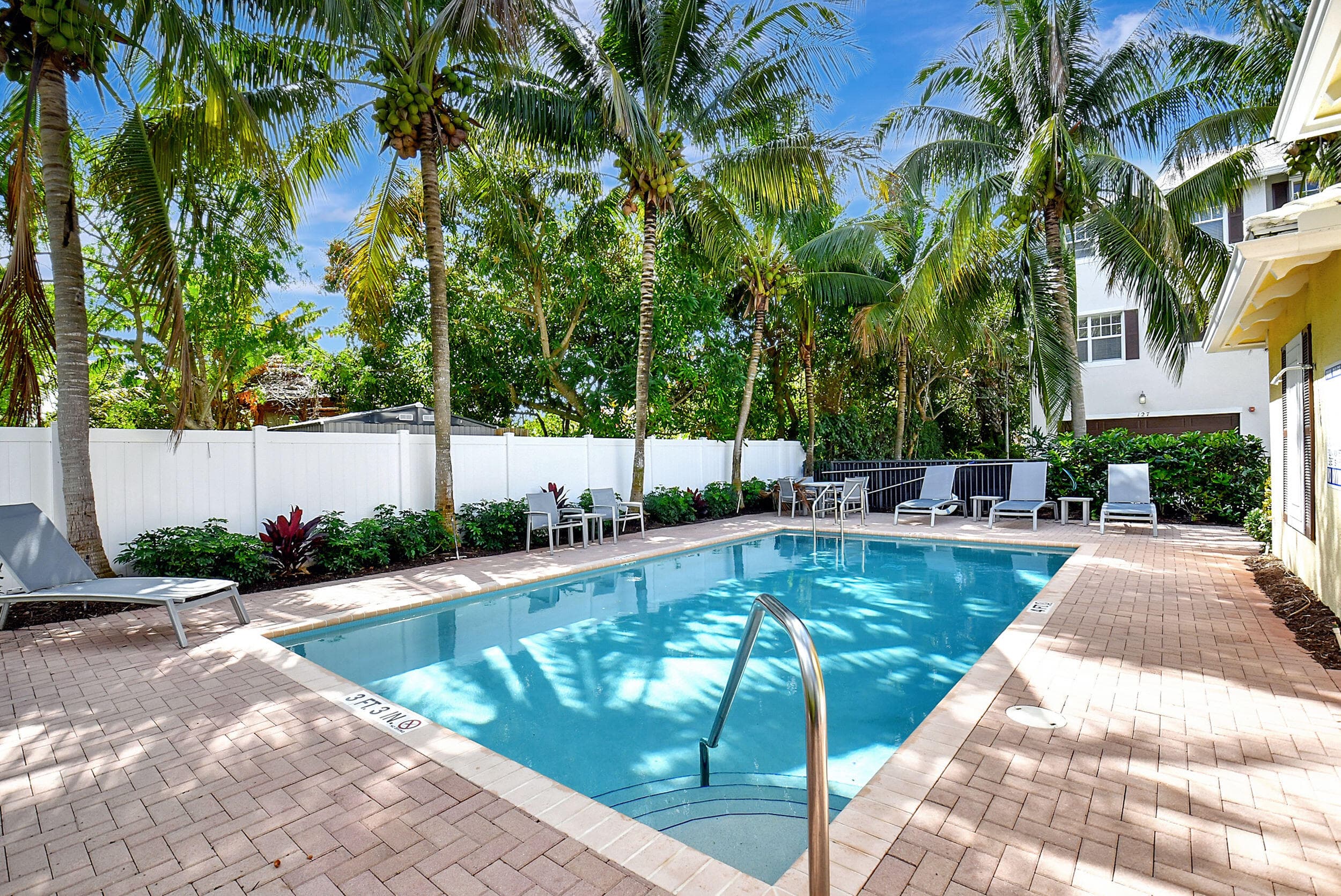 122 SW 1st Avenue, Delray Beach, FL 33444 — photo 39 of 48