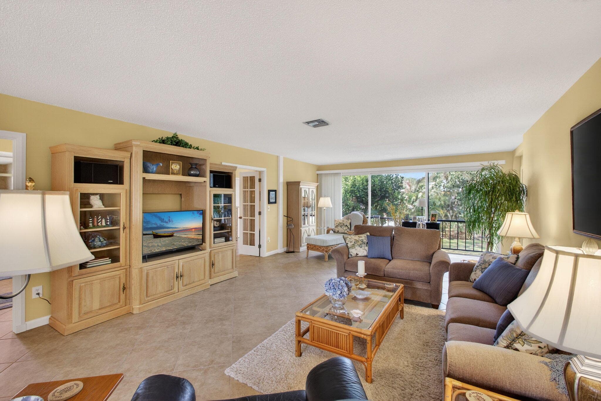 17 SE Turtle Creek Drive Unit D, Jupiter, FL 33469 — photo 3 of 36