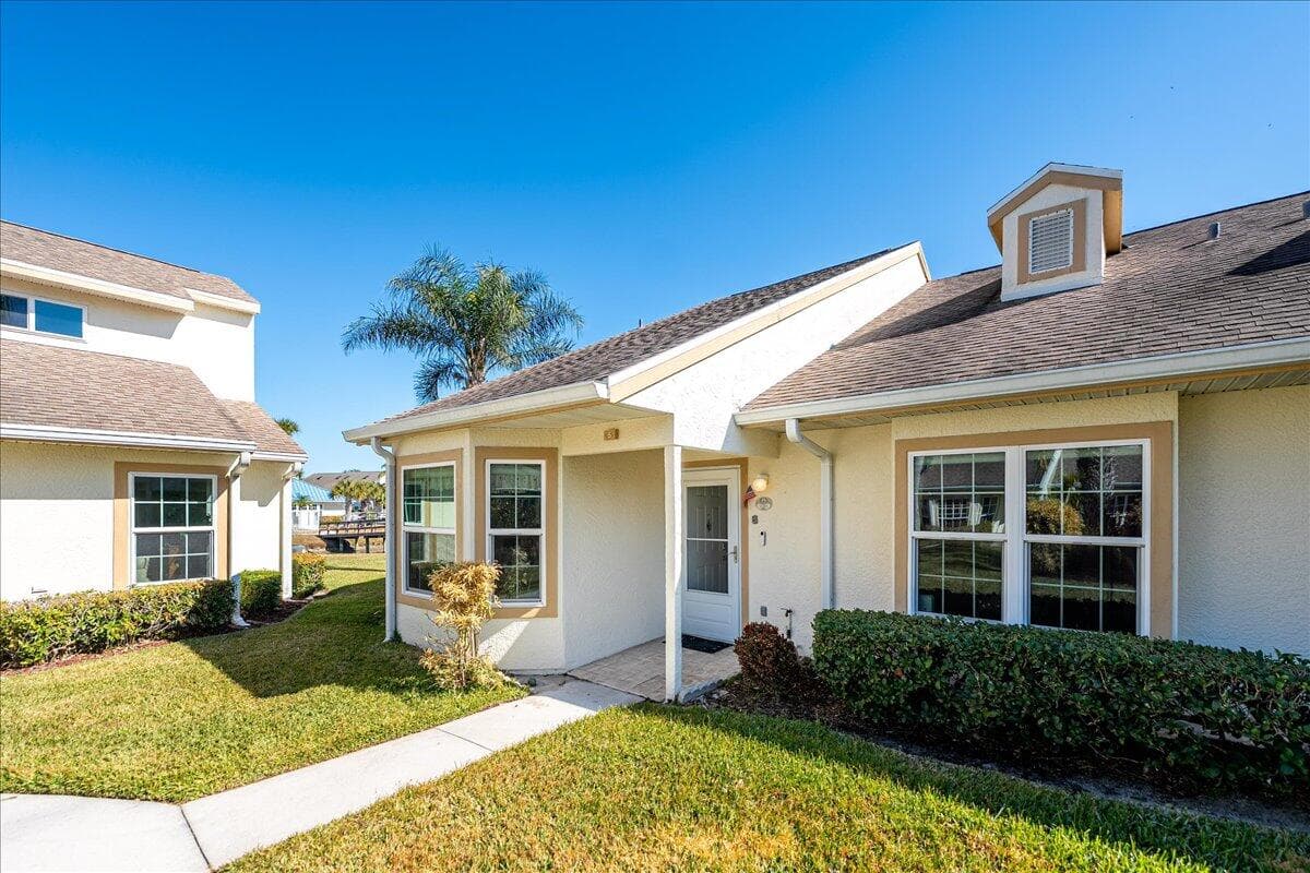 1827 Aynsley Way 5, Vero Beach, FL 32966 — photo 2 of 43