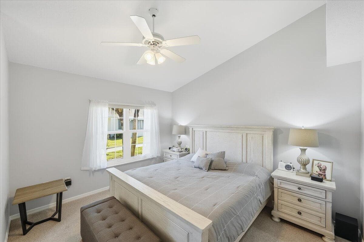 1827 Aynsley Way 5, Vero Beach, FL 32966 — photo 19 of 43