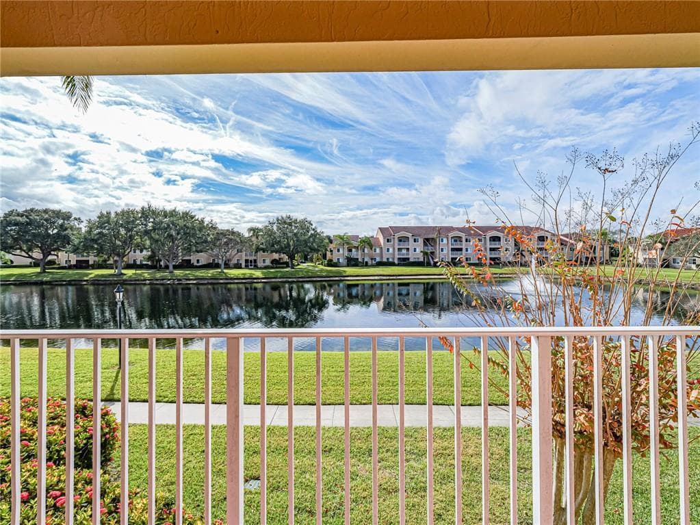 1640 N 42nd Circle 206, Vero Beach, FL 32967 — photo 6 of 34