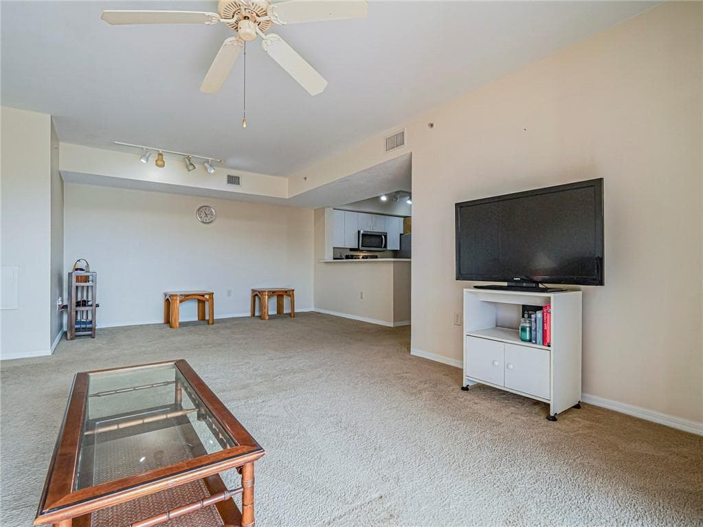 1640 N 42nd Circle 206, Vero Beach, FL 32967 — photo 24 of 34