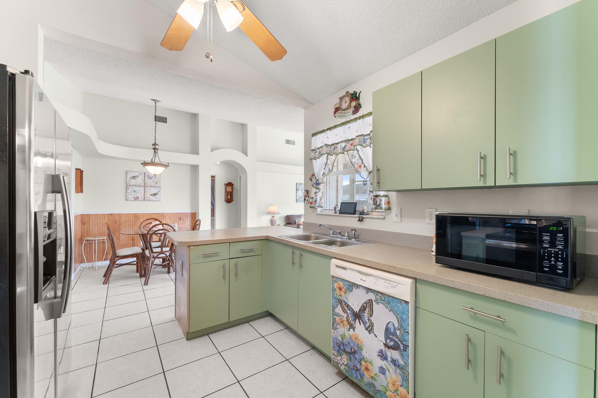 2850 SE Buccaneer Circle, Port St. Lucie, FL 34952 — photo 18 of 49