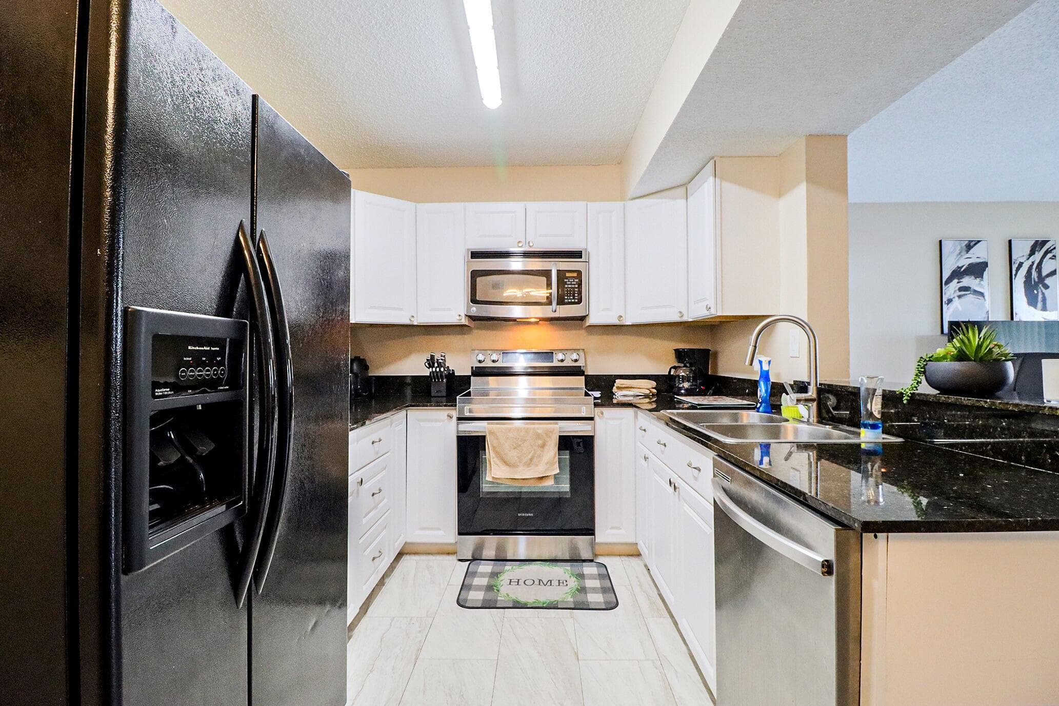 450 Palm Circle 106, Pembroke Pines, FL 33025 — photo 21 of 87