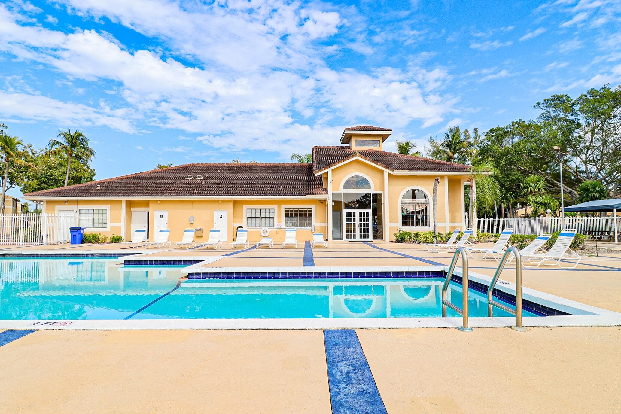 450 Palm Circle 106, Pembroke Pines, FL 33025 — photo 60 of 87