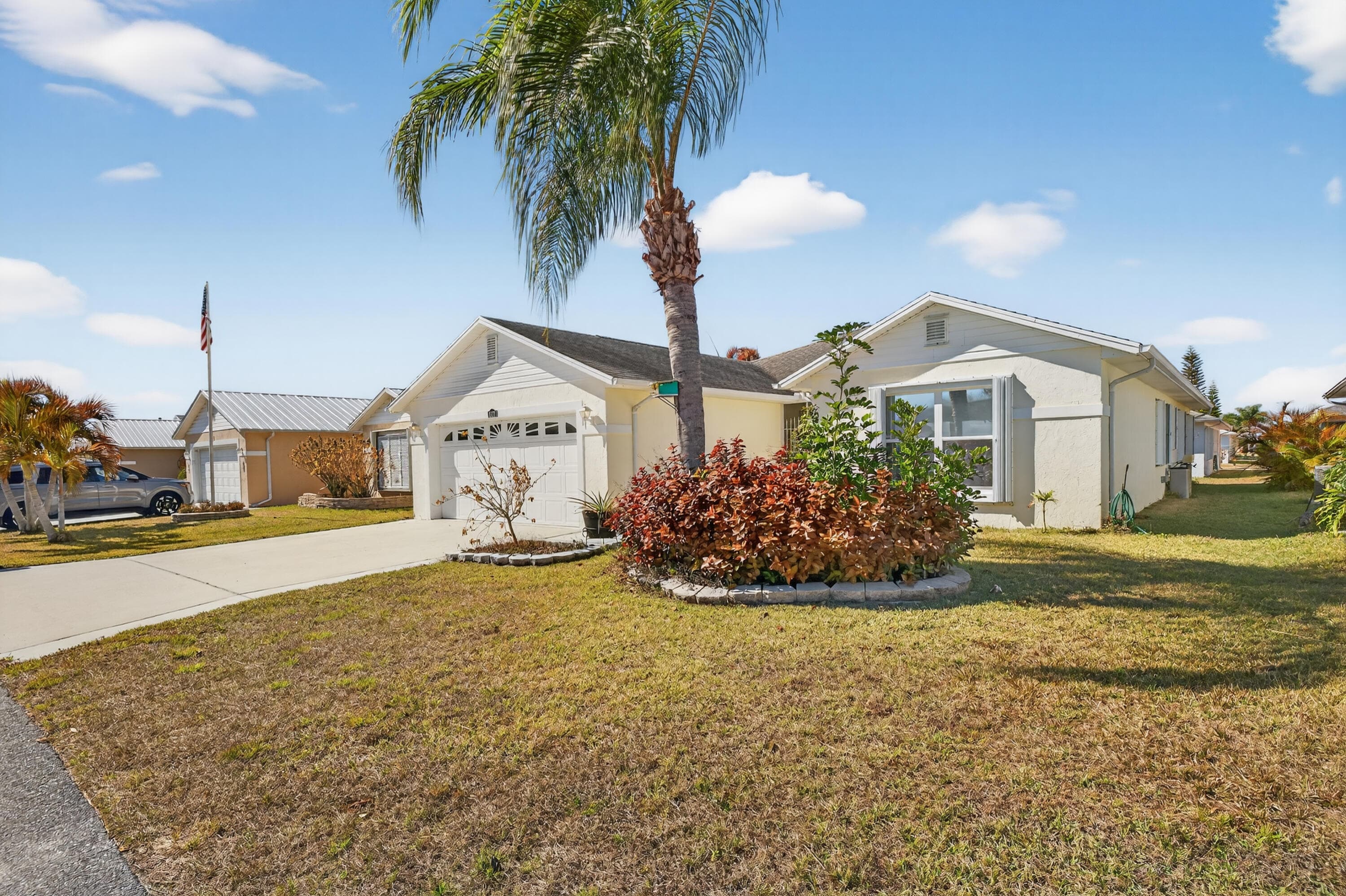 6737 Campanilla, Fort Pierce, FL 34951 — photo 2 of 41