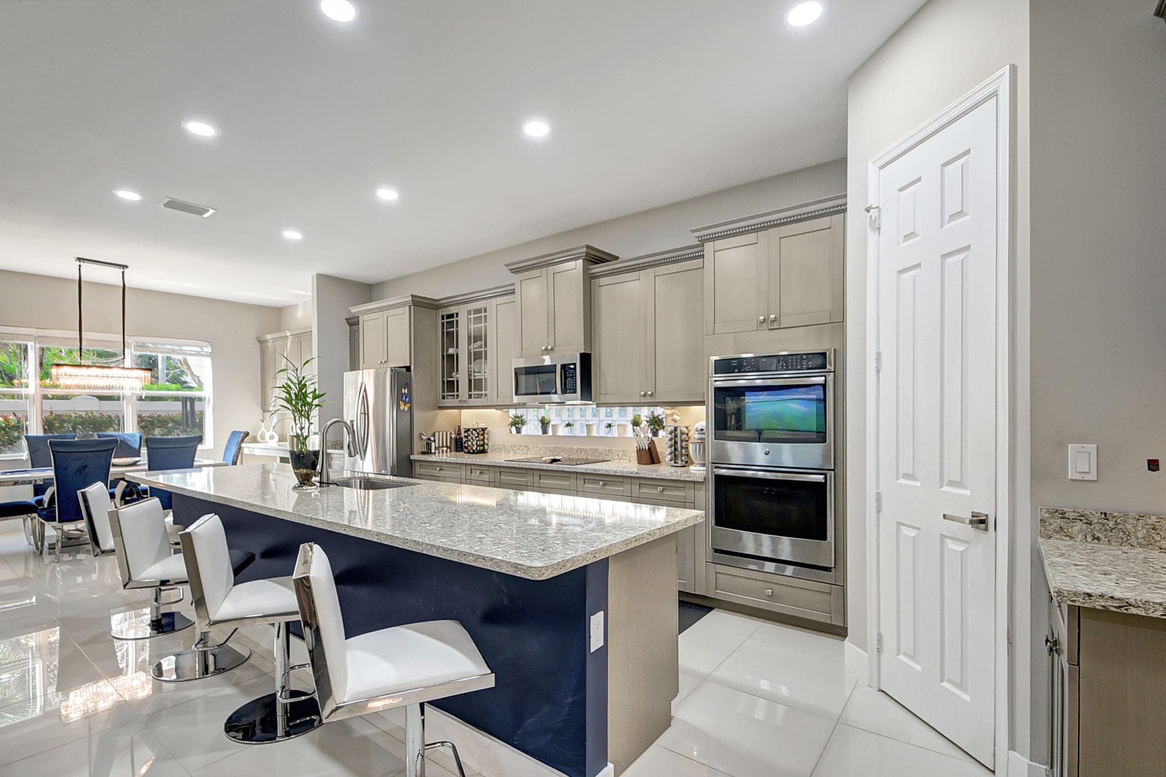 8952 Cypress Grove Lane, West Palm Beach, FL 33411 — photo 13 of 59