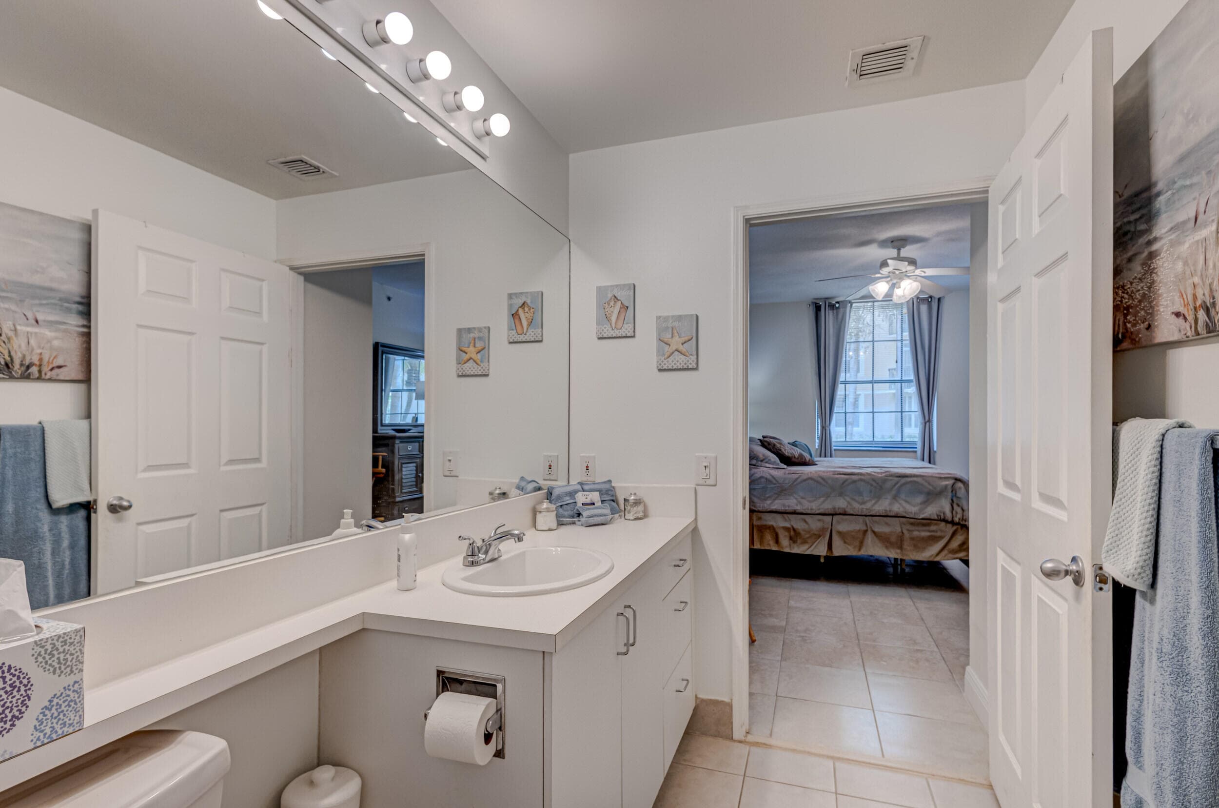 630 S Sapodilla Avenue 112, West Palm Beach, FL 33401 — photo 29 of 63