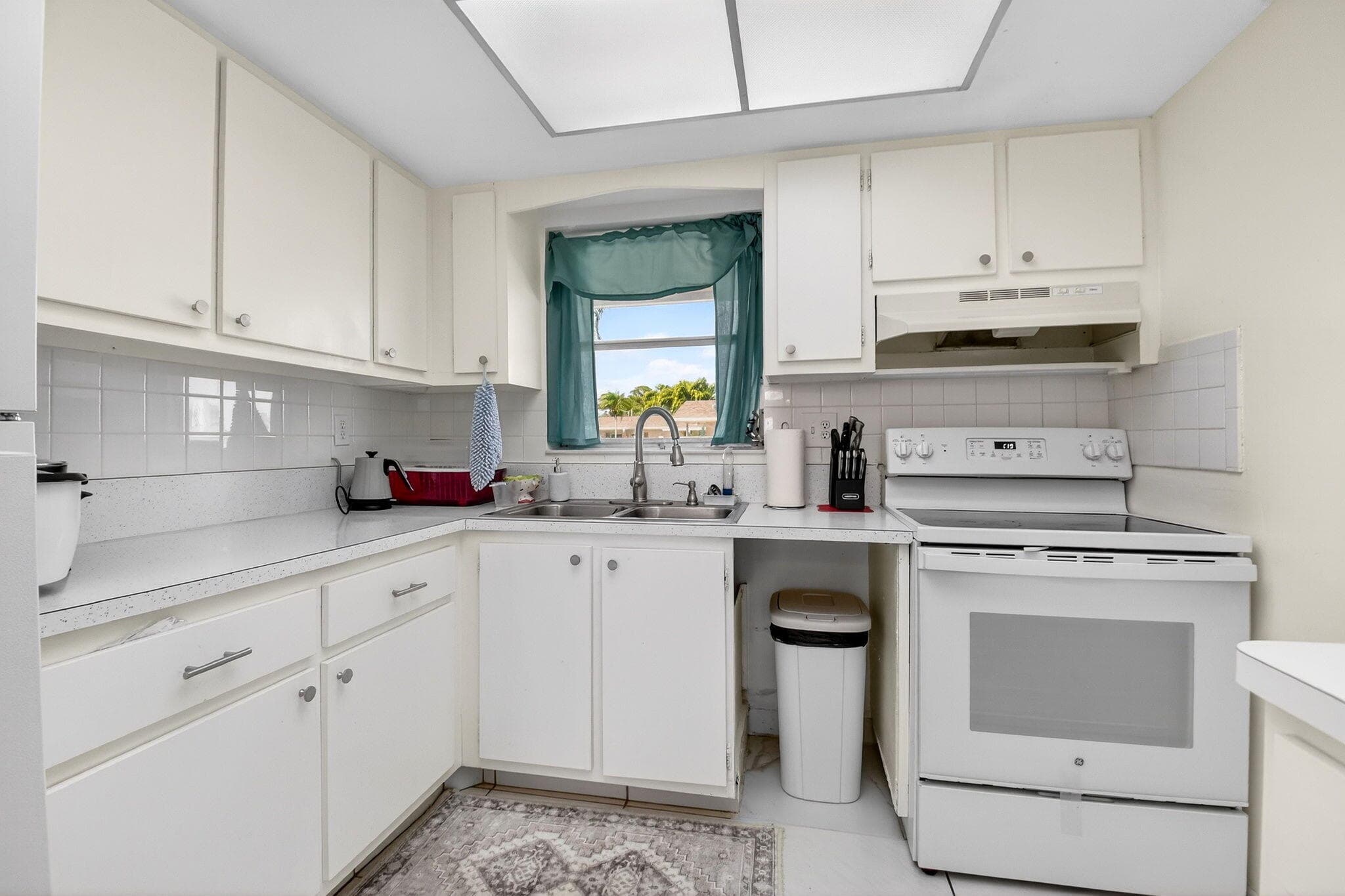 2593 W Dudley Drive W F, West Palm Beach, FL 33415 — photo 17 of 58