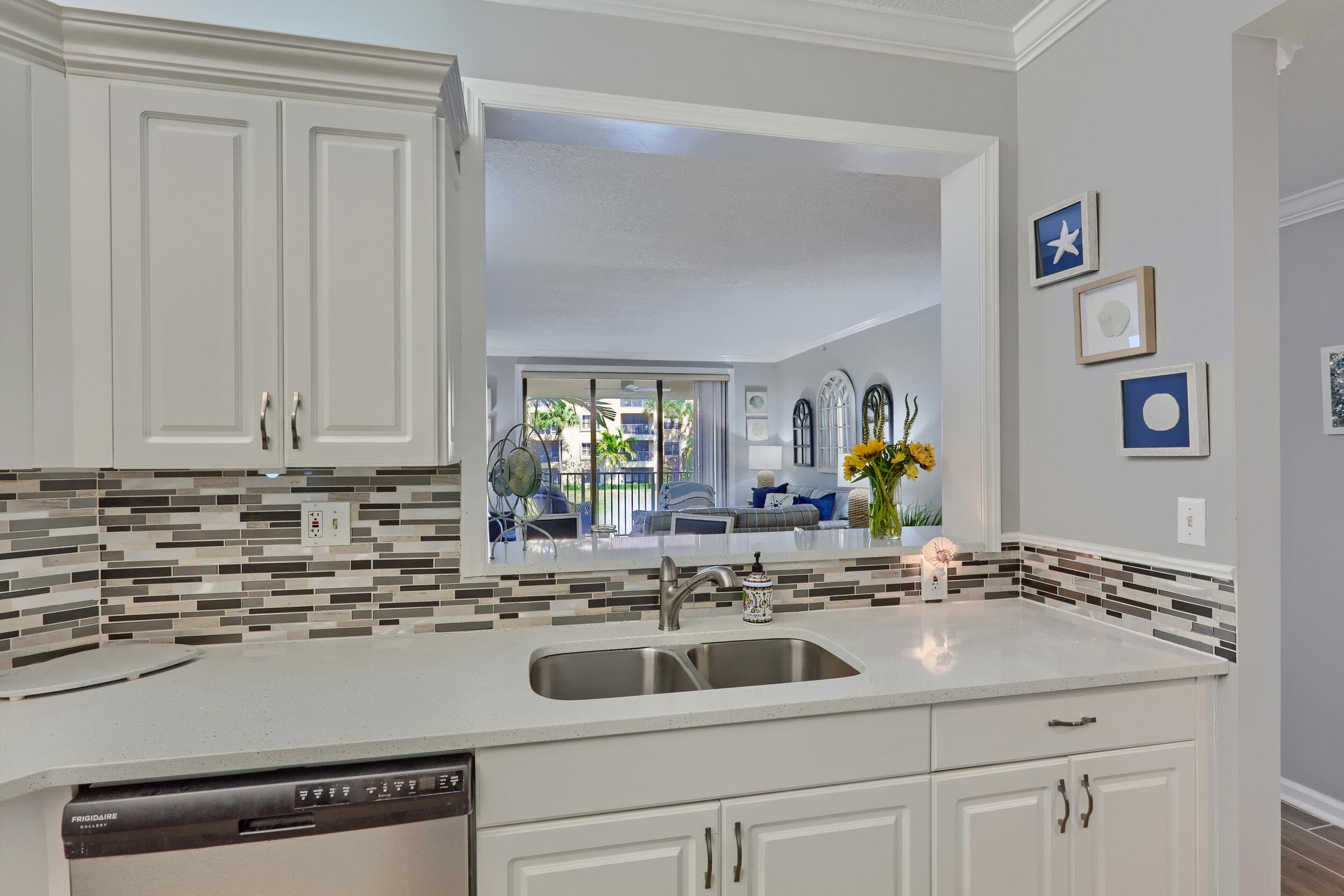 400 Uno Lago Drive 204, Juno Beach, FL 33408 — photo 19 of 44