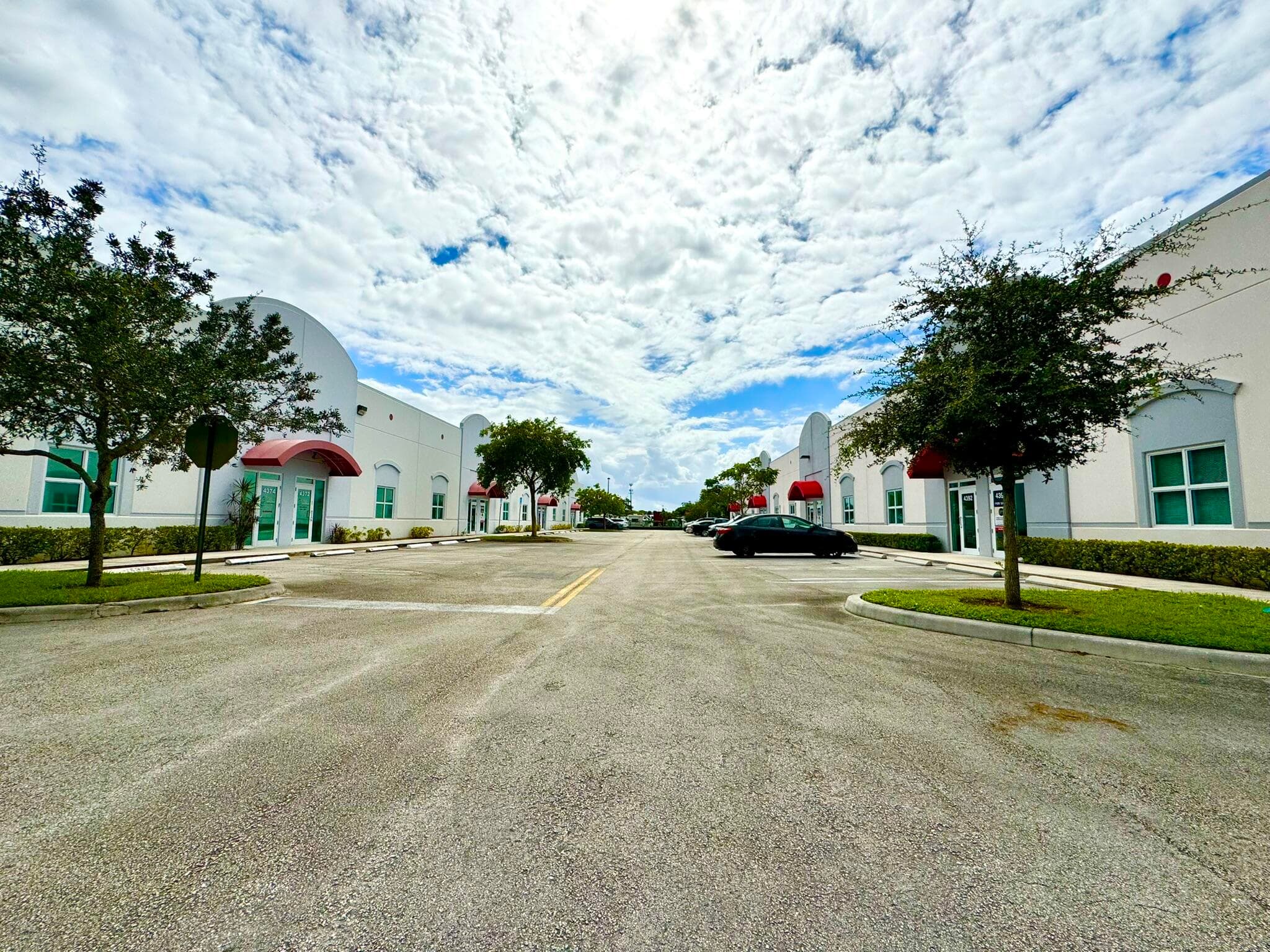 4326 NW 120th Avenue, Coral Springs, FL 33065 — photo 2 of 13