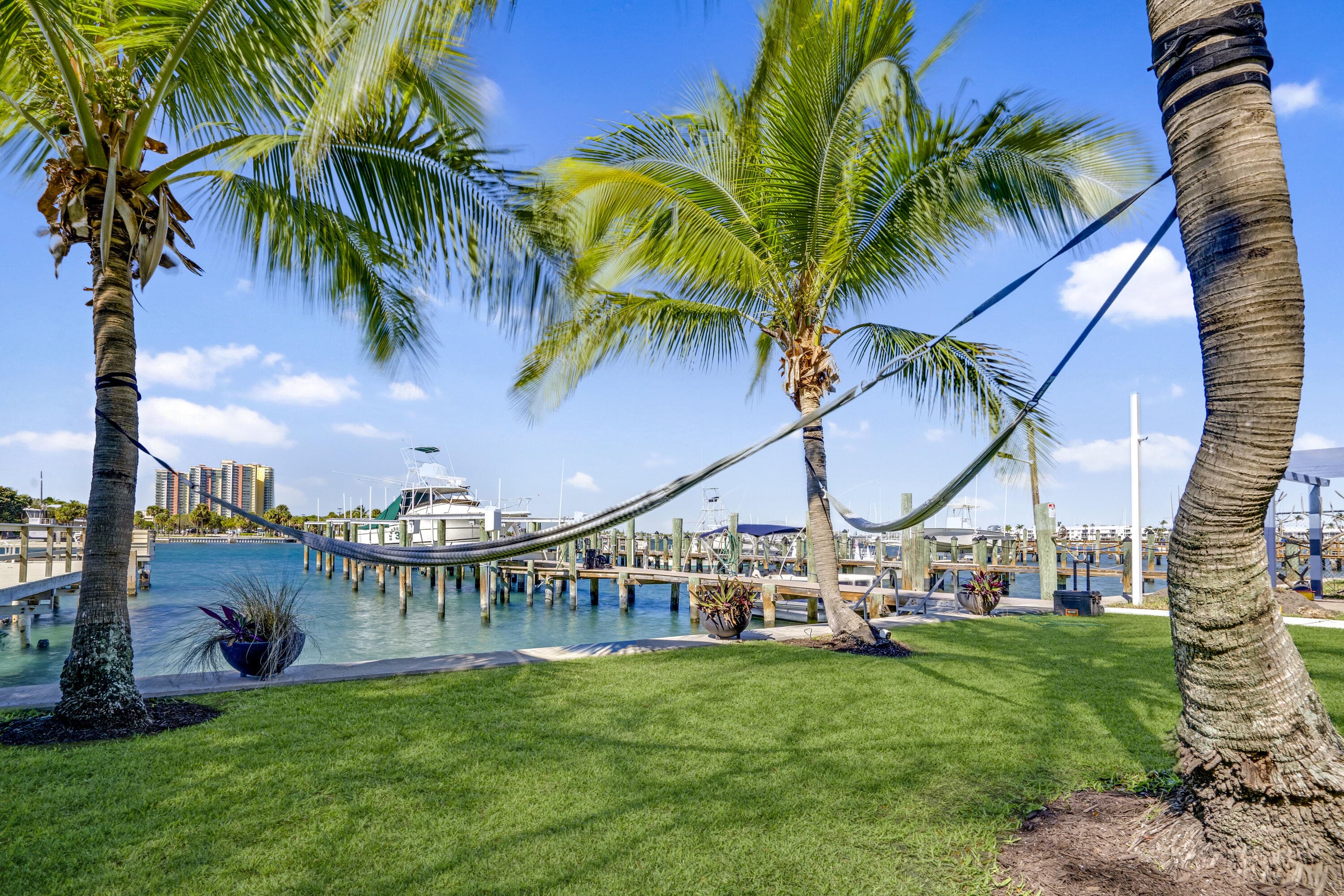 2649 Lake Drive 1, Singer Island, FL 33404 — photo 13 of 60