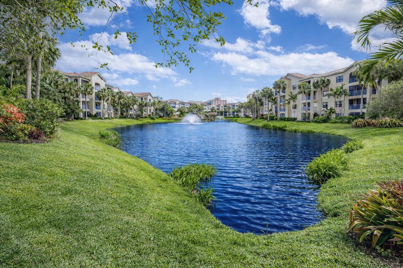200 Uno Lago Drive 105, Juno Beach, FL 33408 — photo