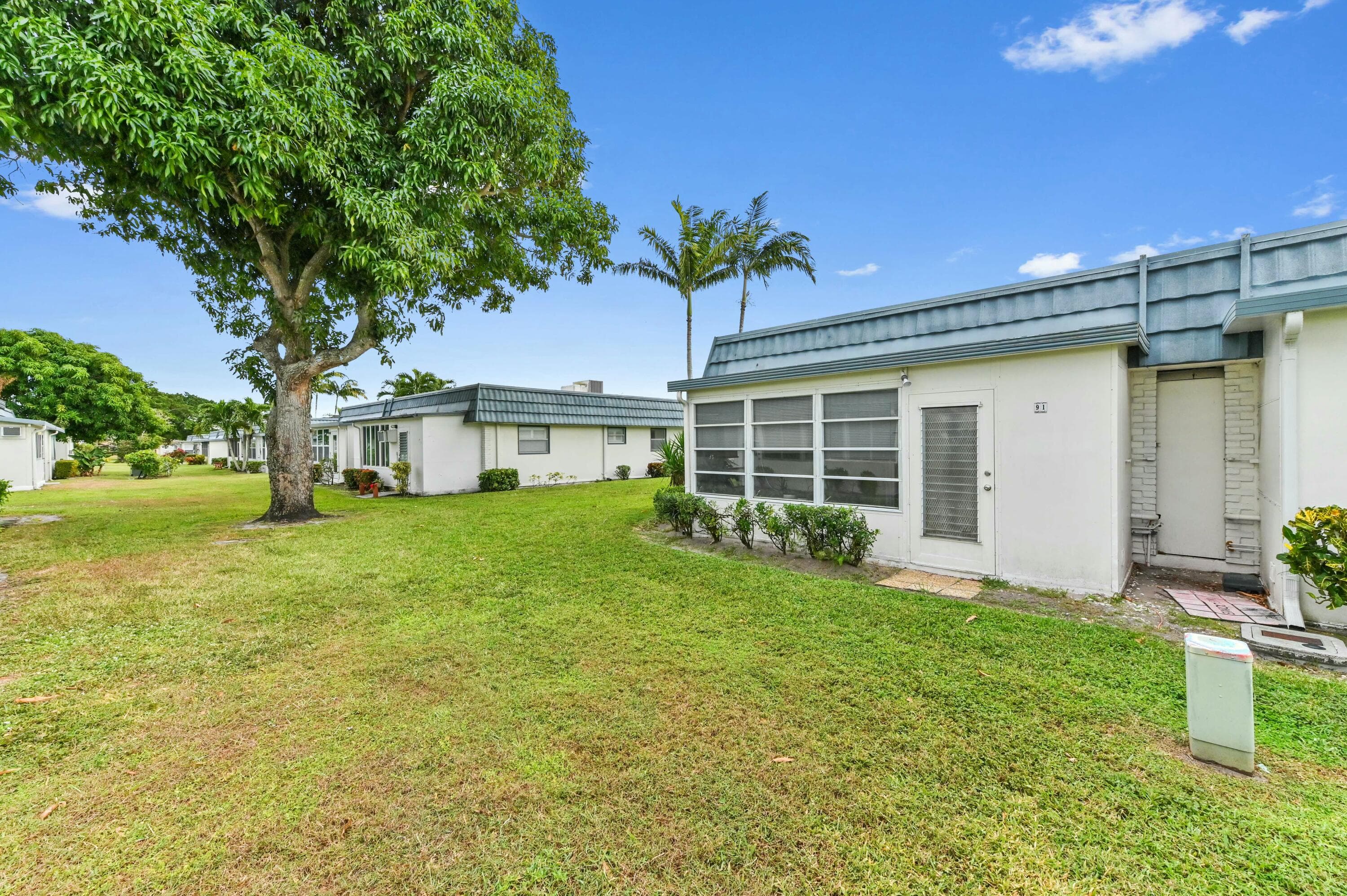 91 Waterford D, Delray Beach, FL 33446 — photo 25 of 37
